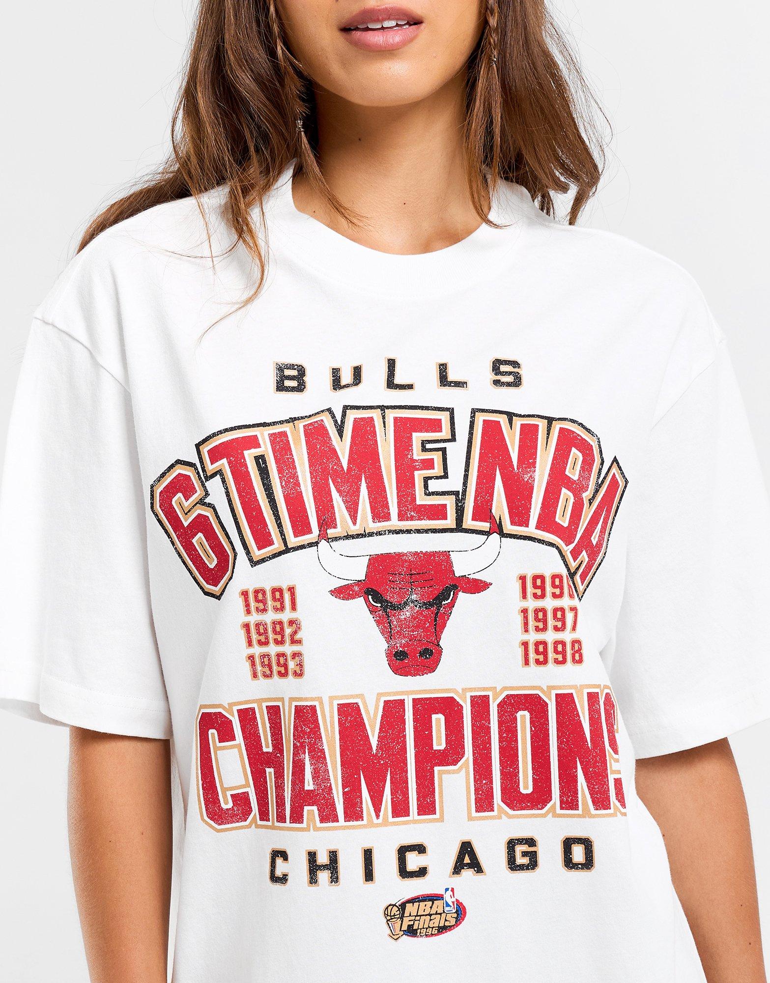 Mitchell & Ness Chicago Bulls Oversized T-Shirt