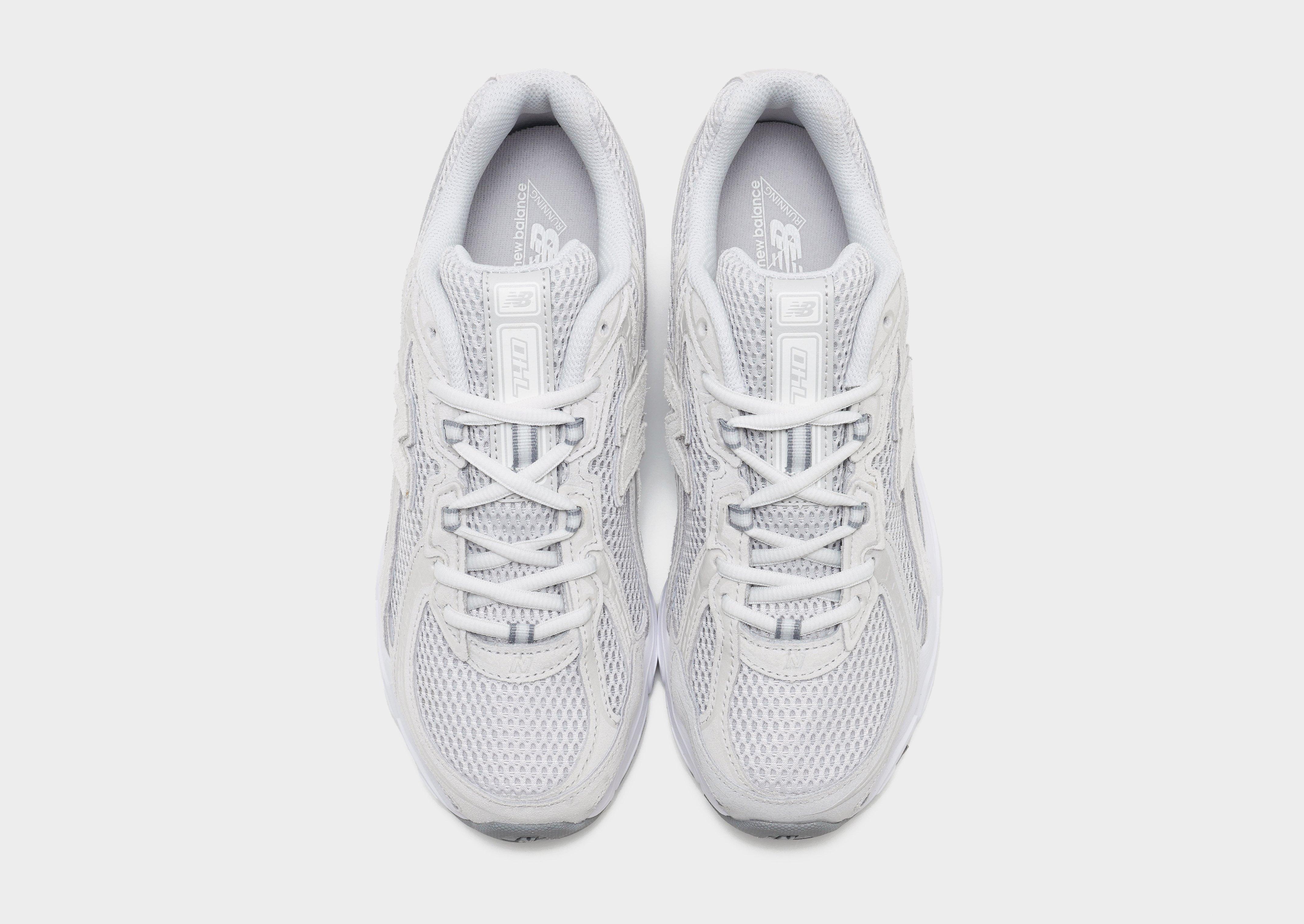 New Balance 740 Women's