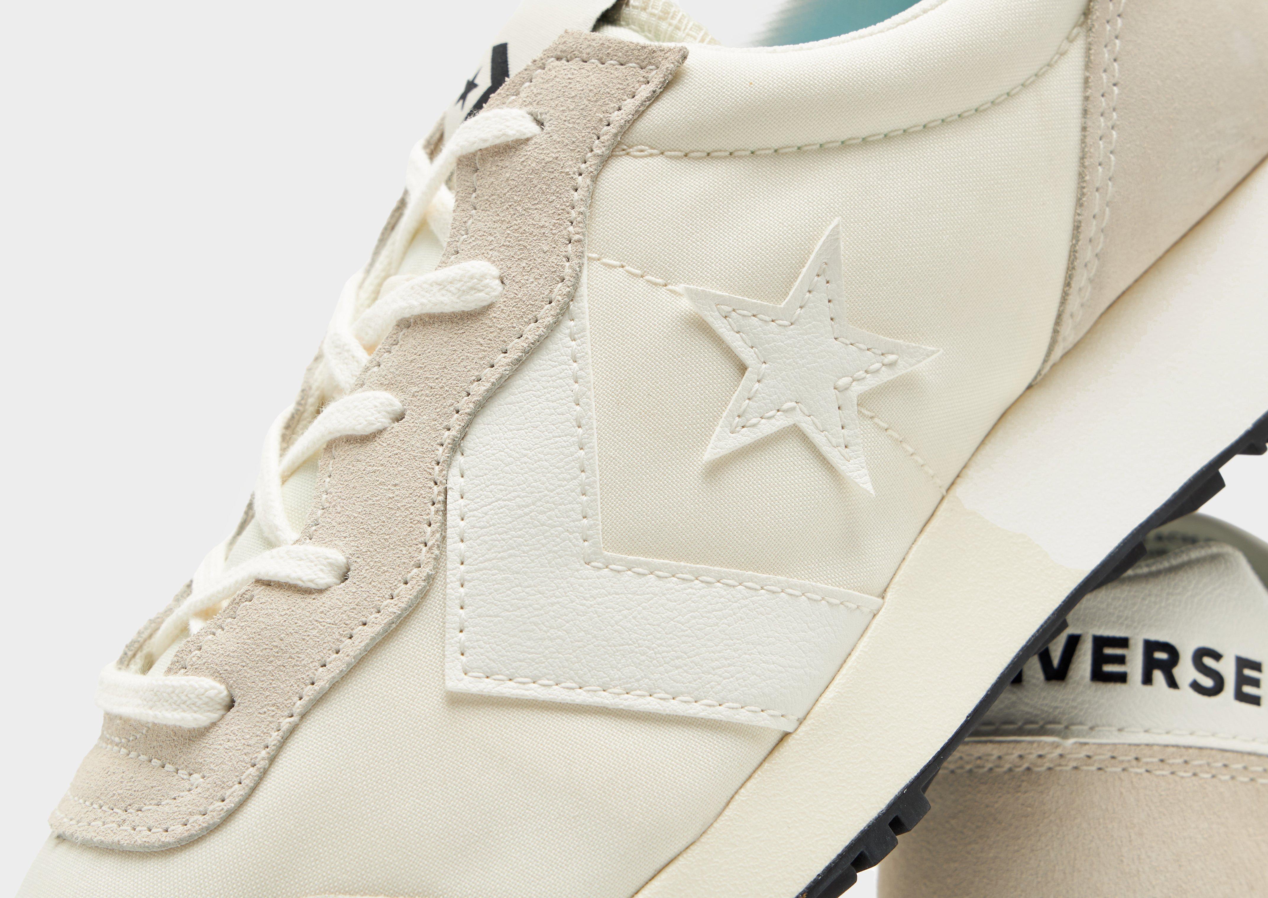 Converse Omega Trainer