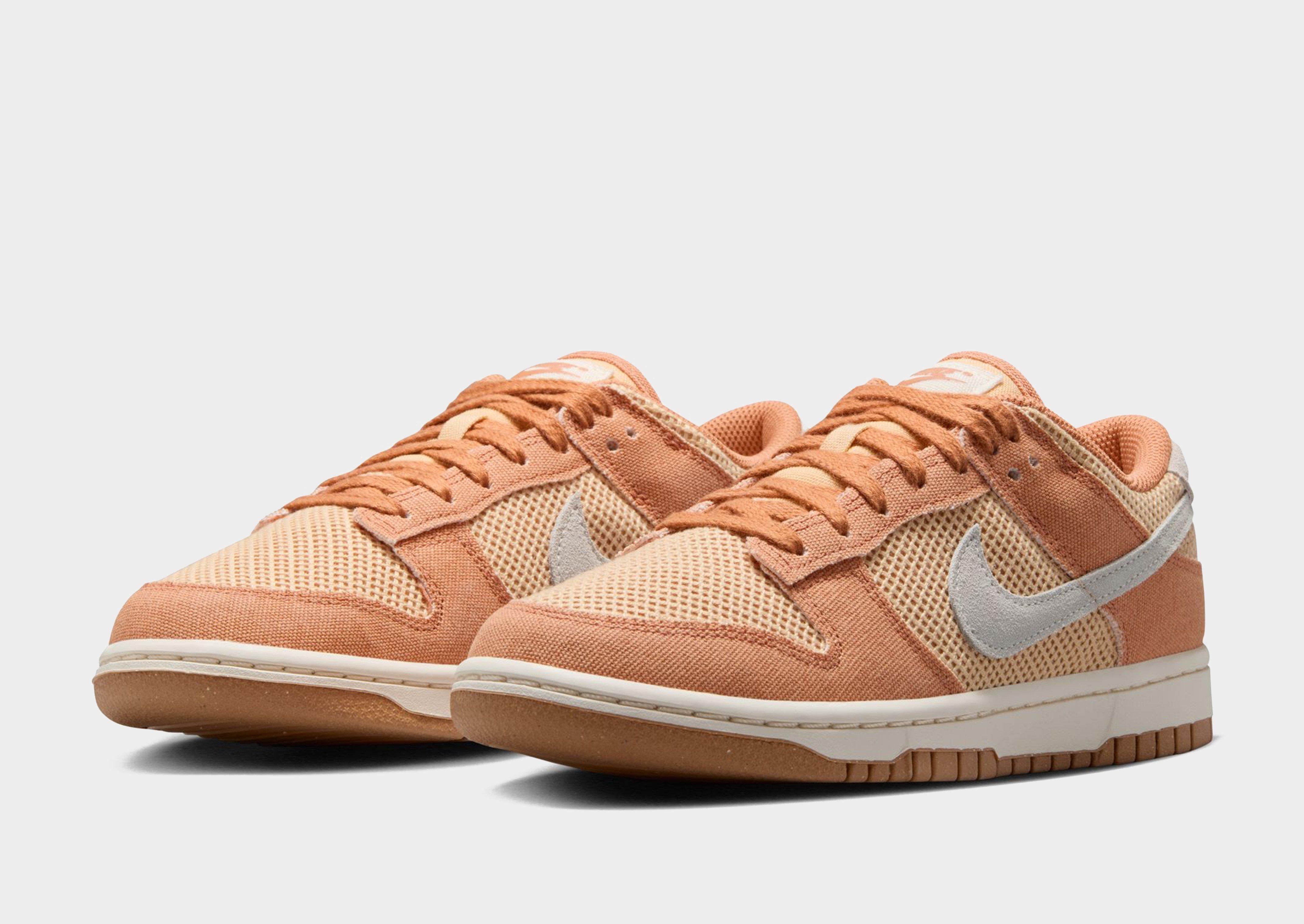 Nike Dunk Low Women's