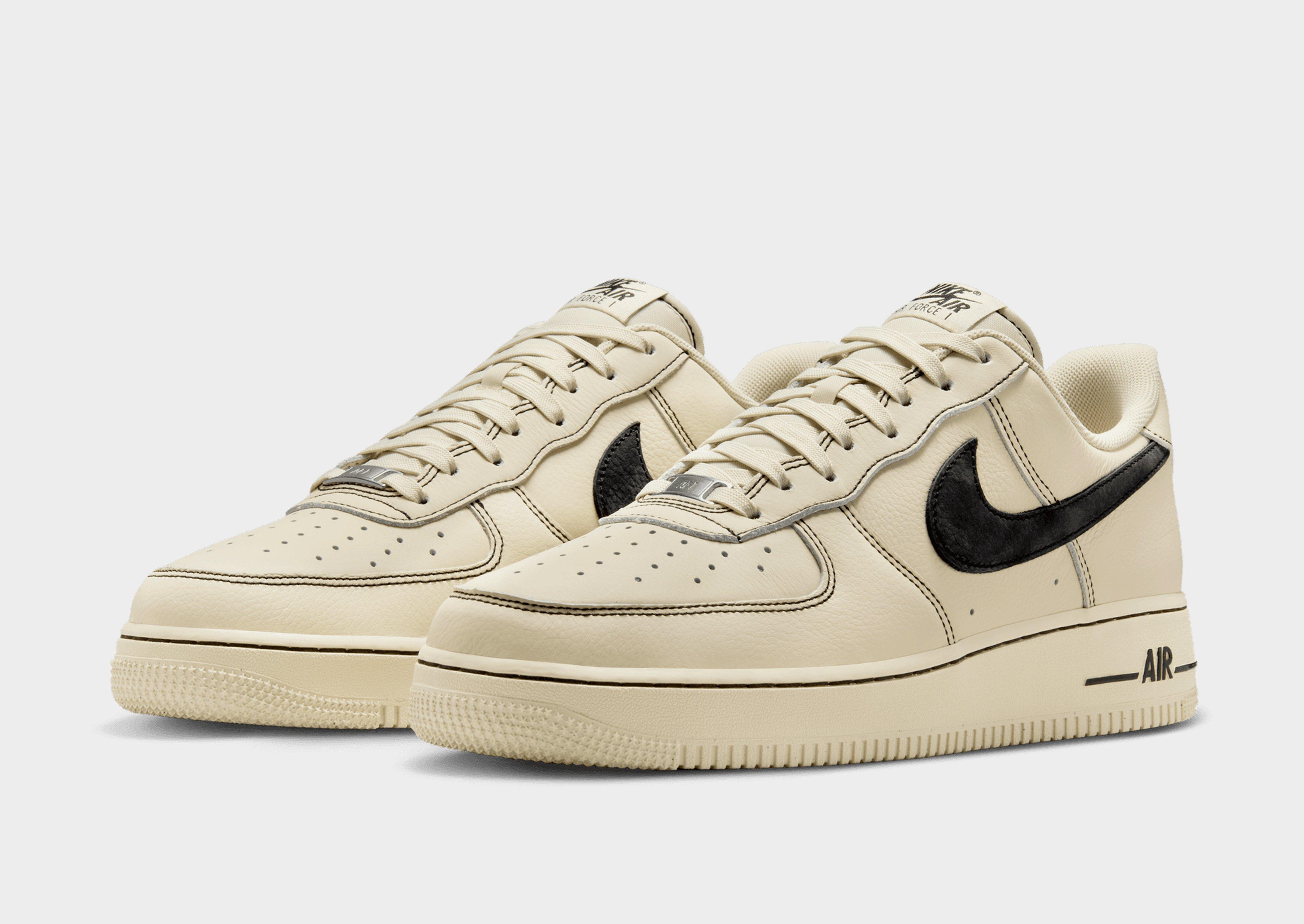 Nike Air Force 1 '07 LV8