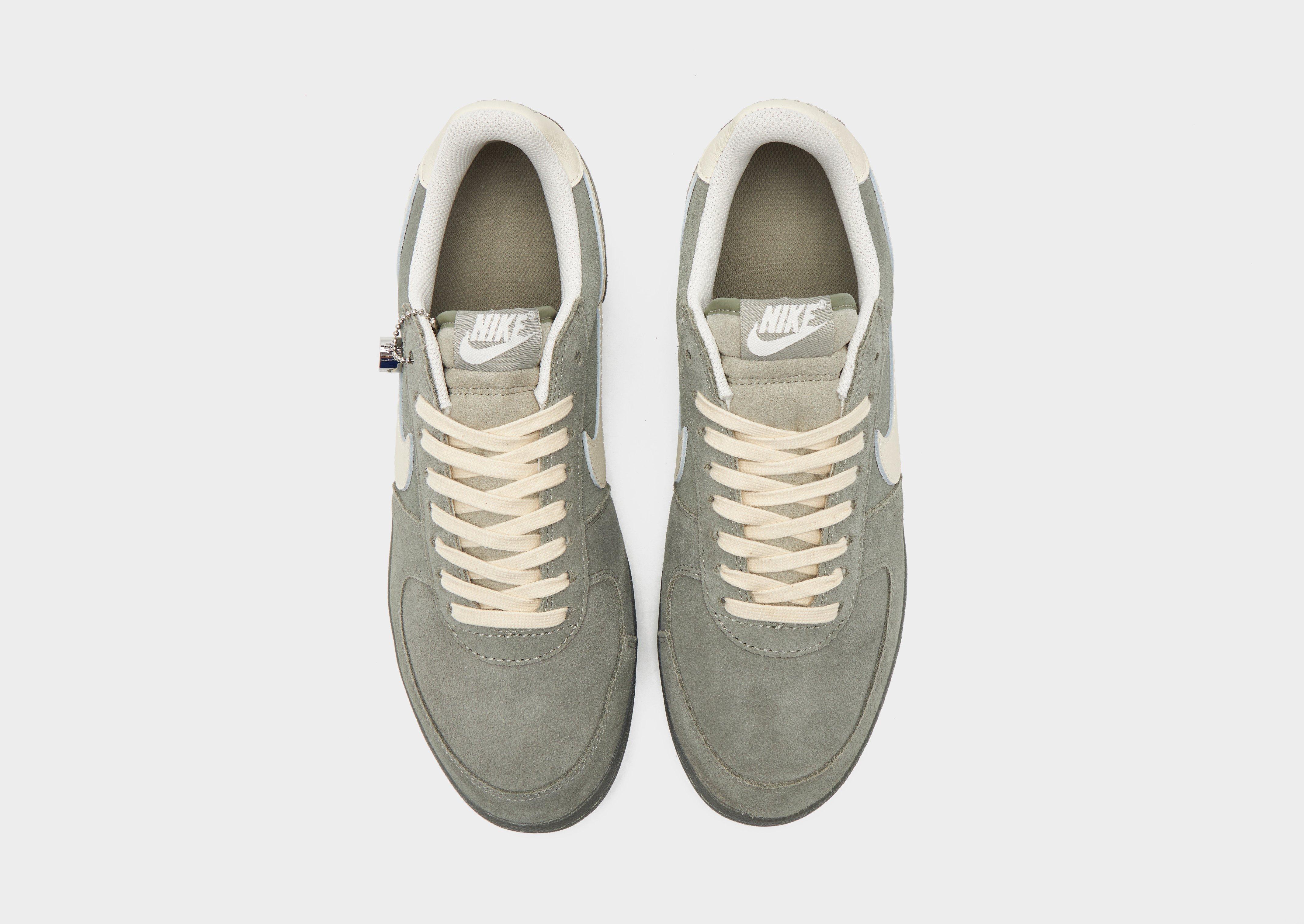 Nike Field General '82