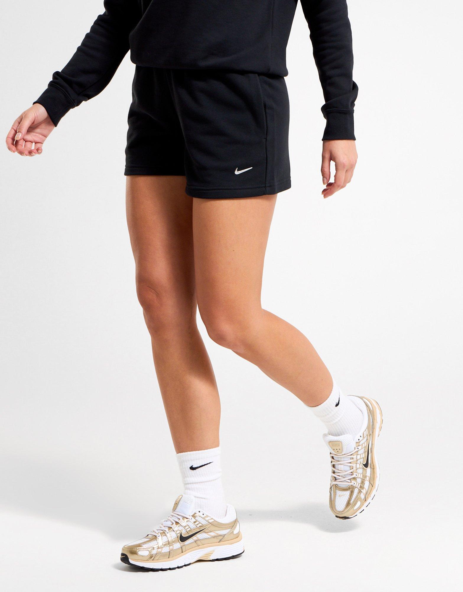 Nike Swoosh French Terry 4" Shorts