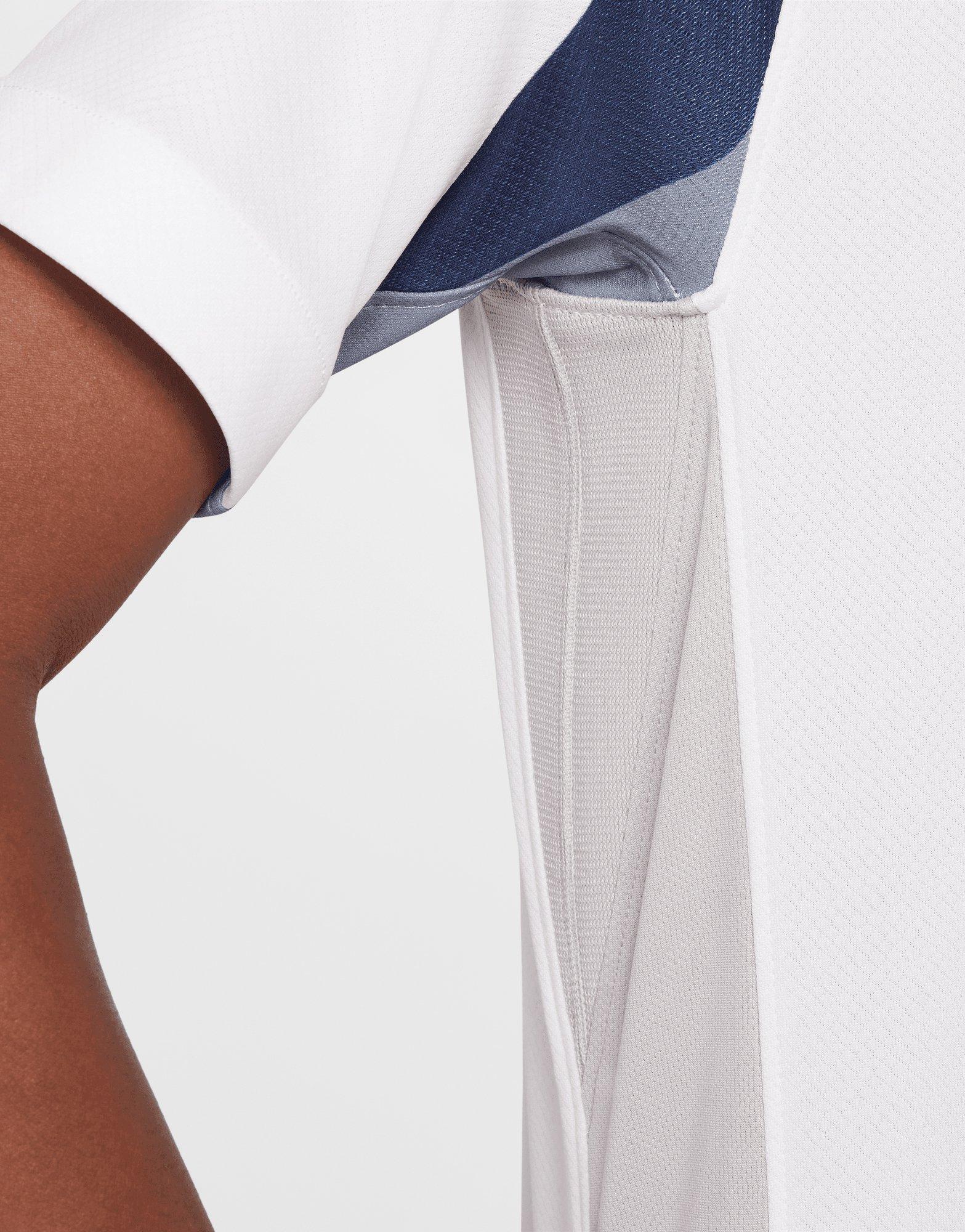 Nike Tottenham Hotspur's 2025/26 Home Shirt Junior's