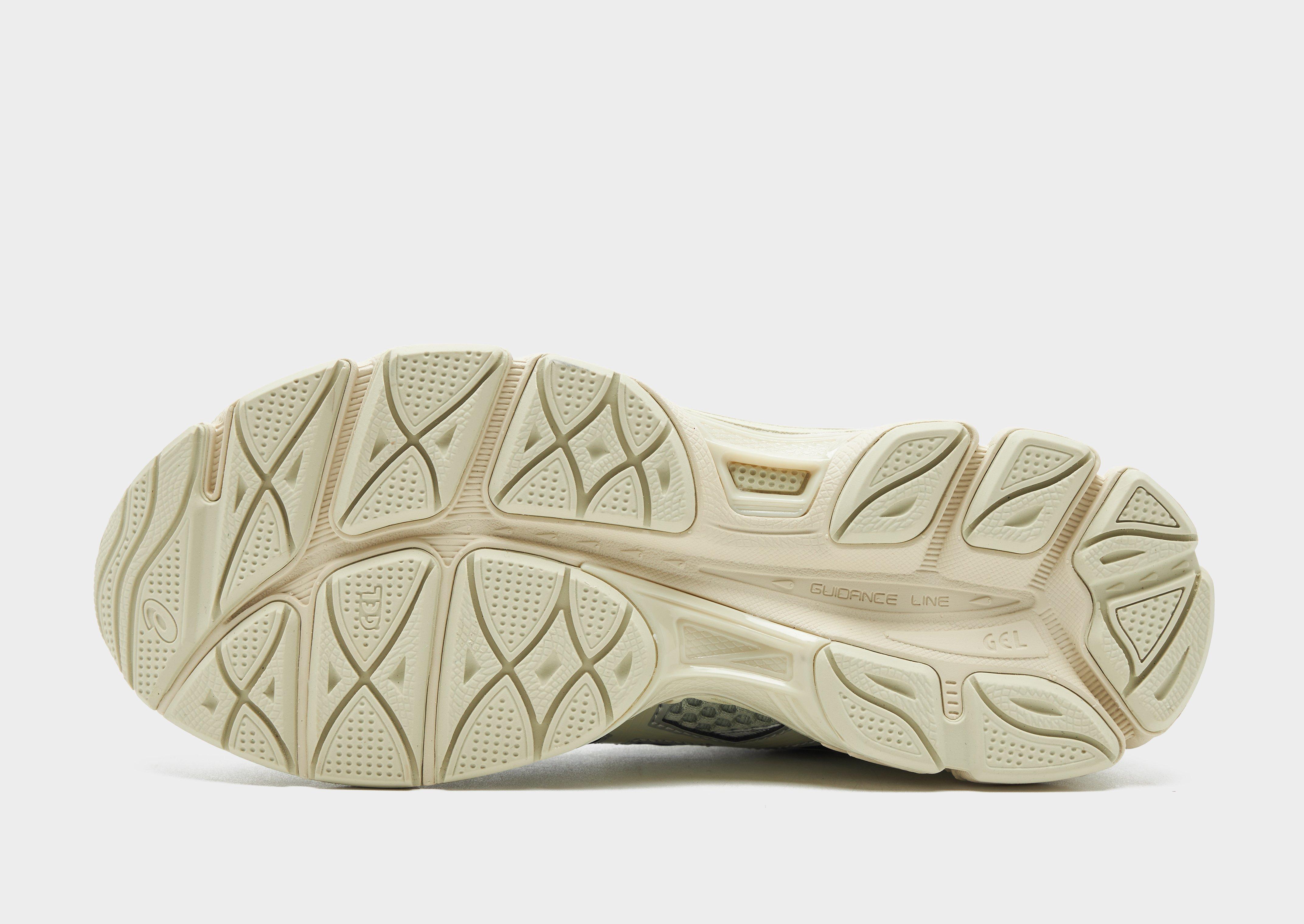 ASICS Gel Cumulus 16 Women's