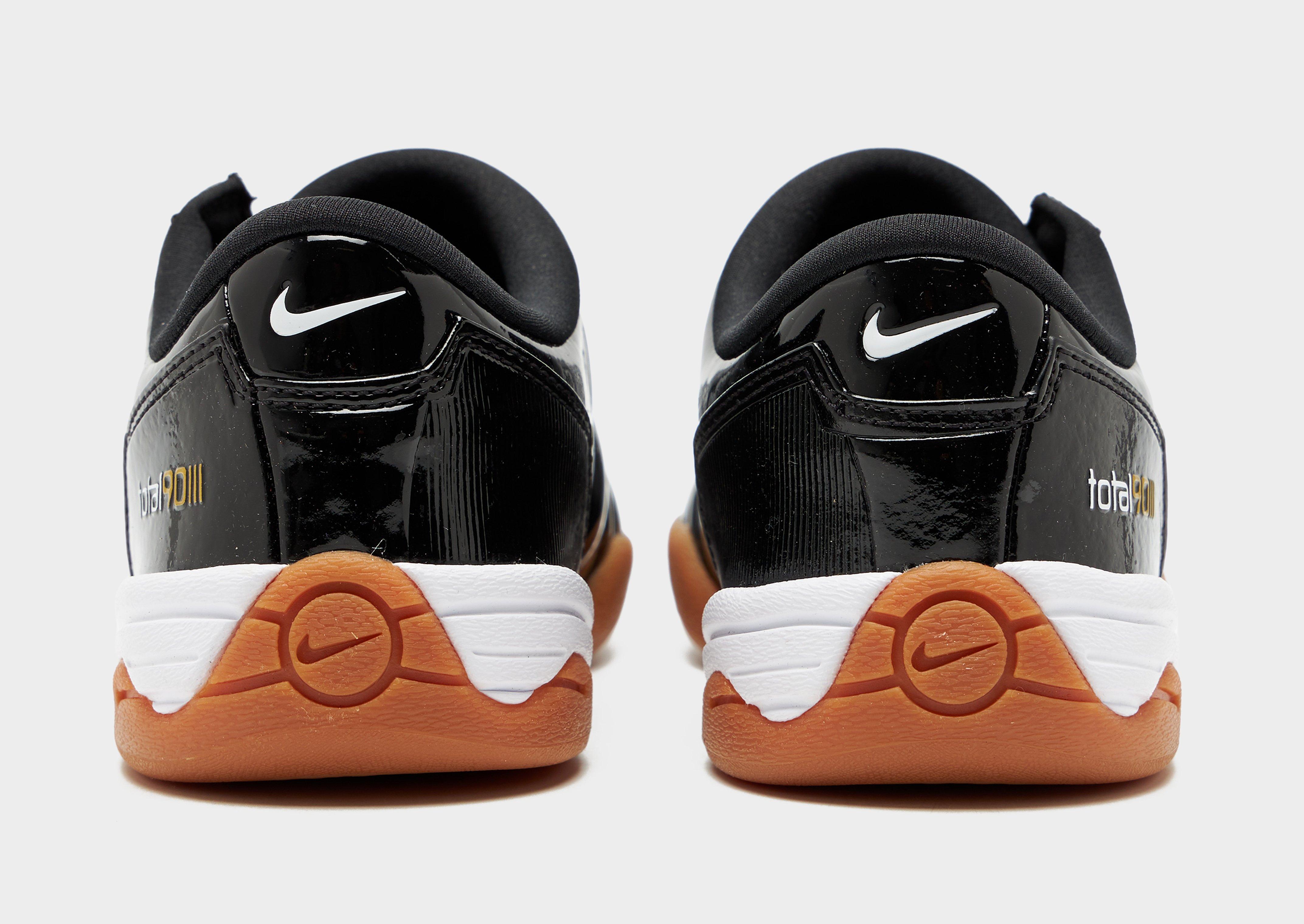 Nike Total 90 Women's