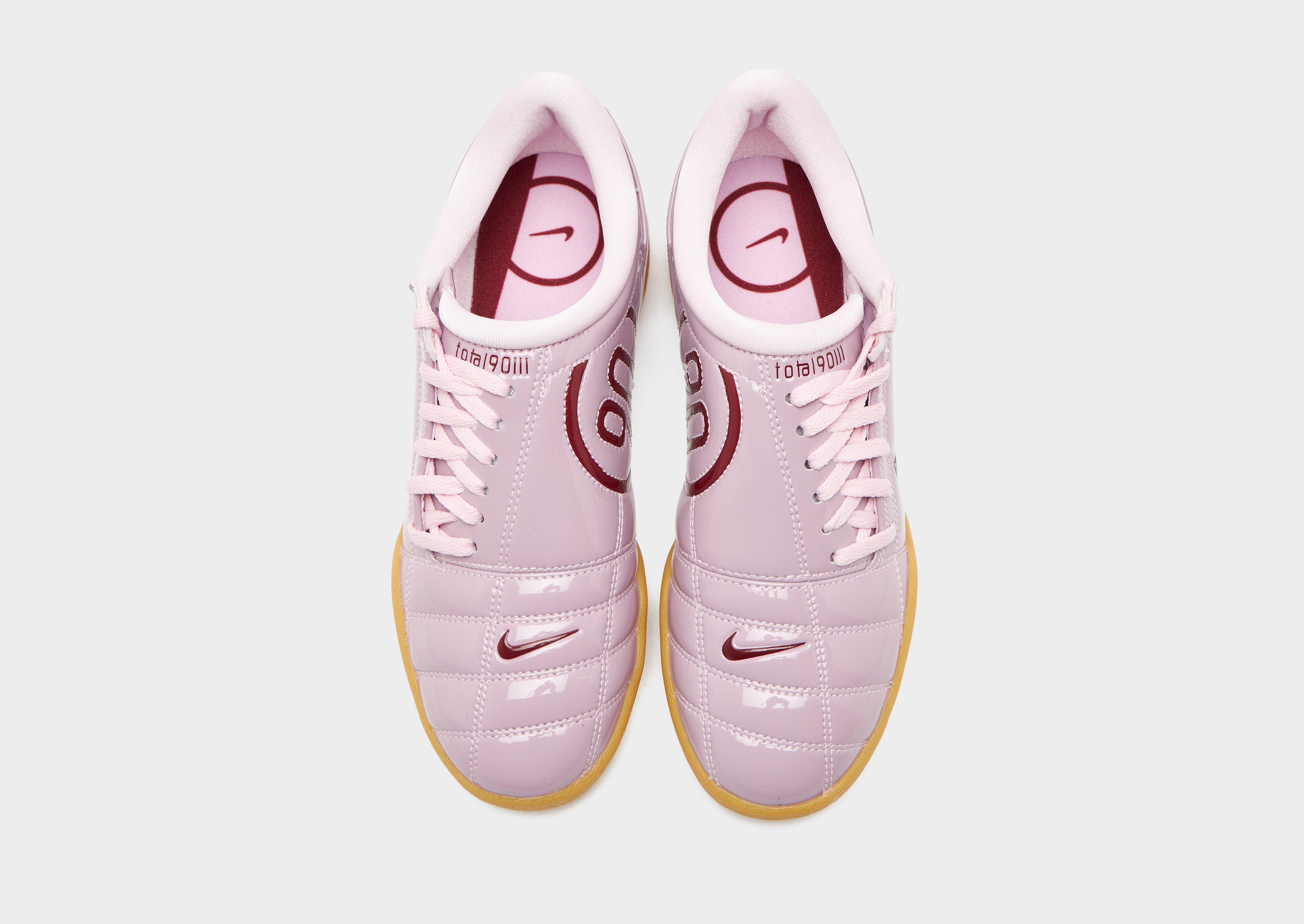 Nike Total 90 Women's