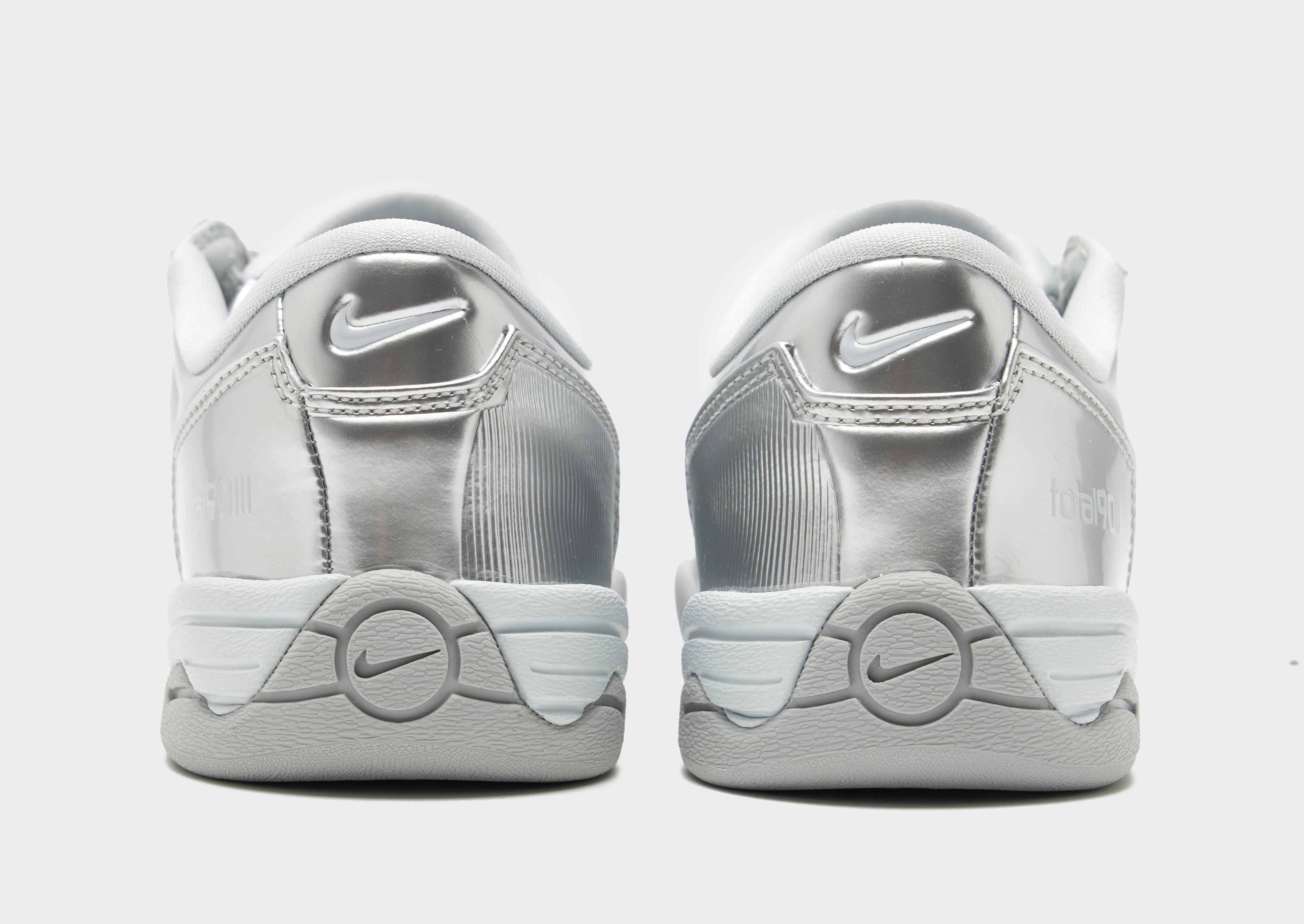 Nike Total 90 Women's