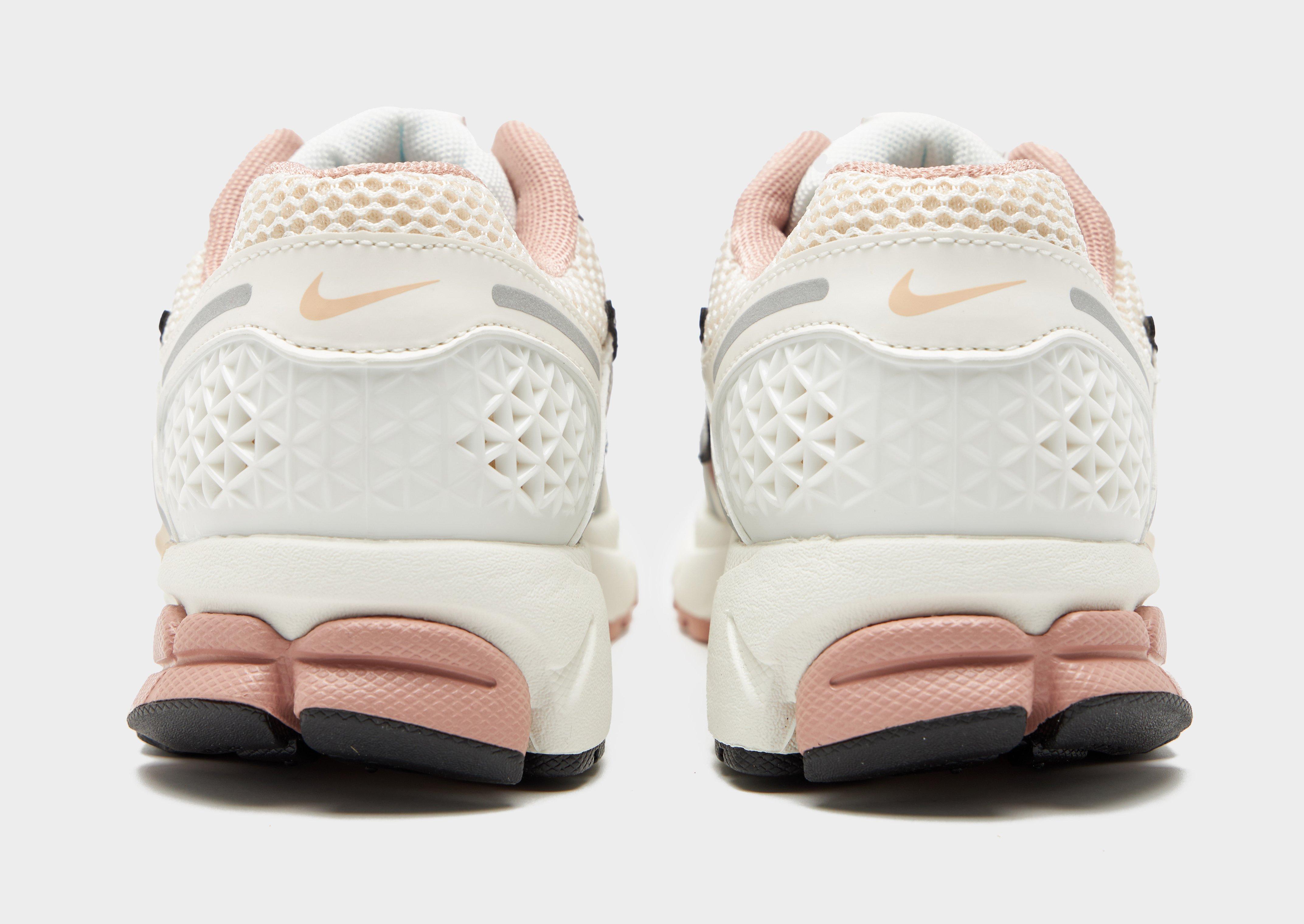 Nike Zoom Vomero 5 Women's