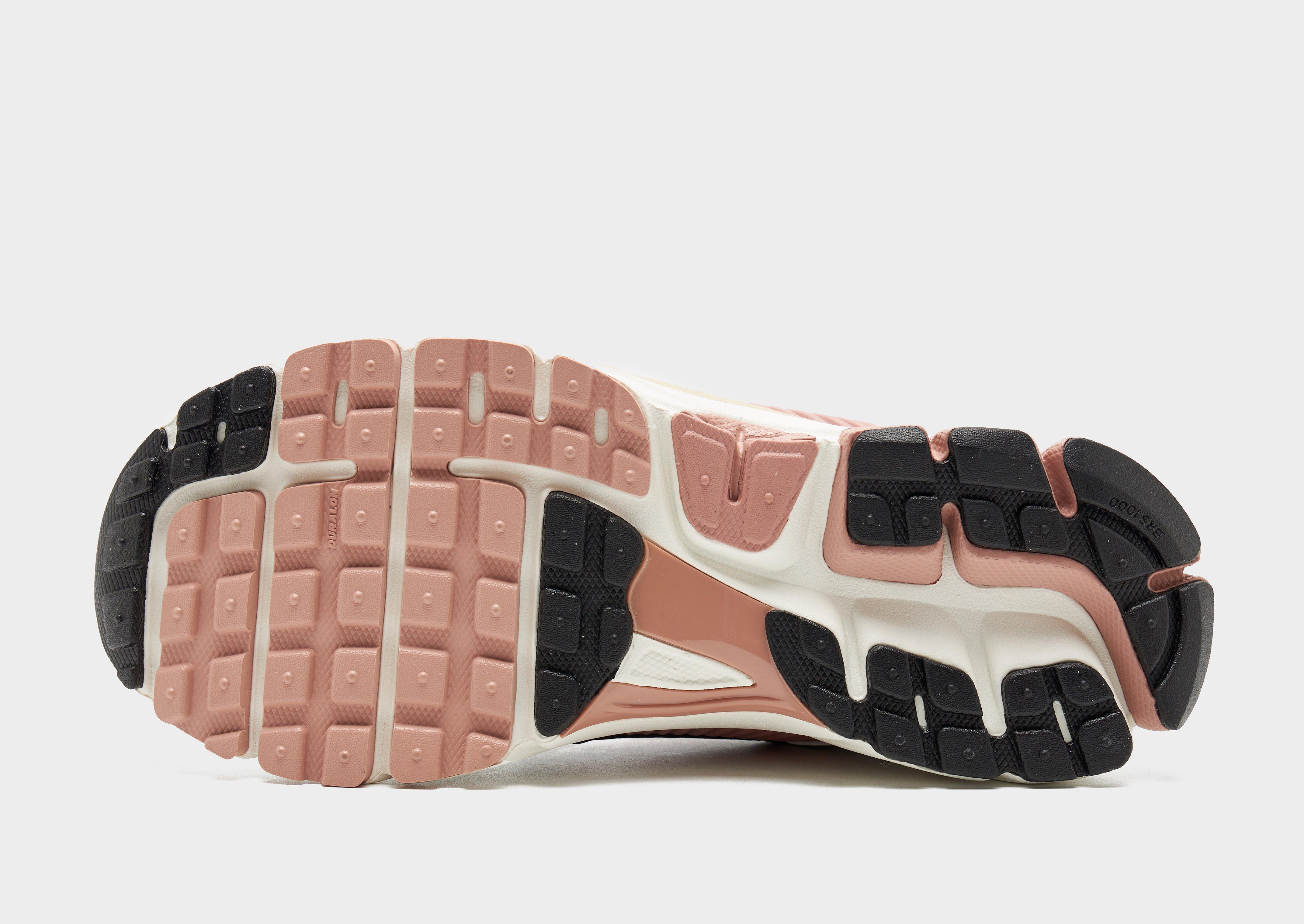 Nike Zoom Vomero 5 Women's