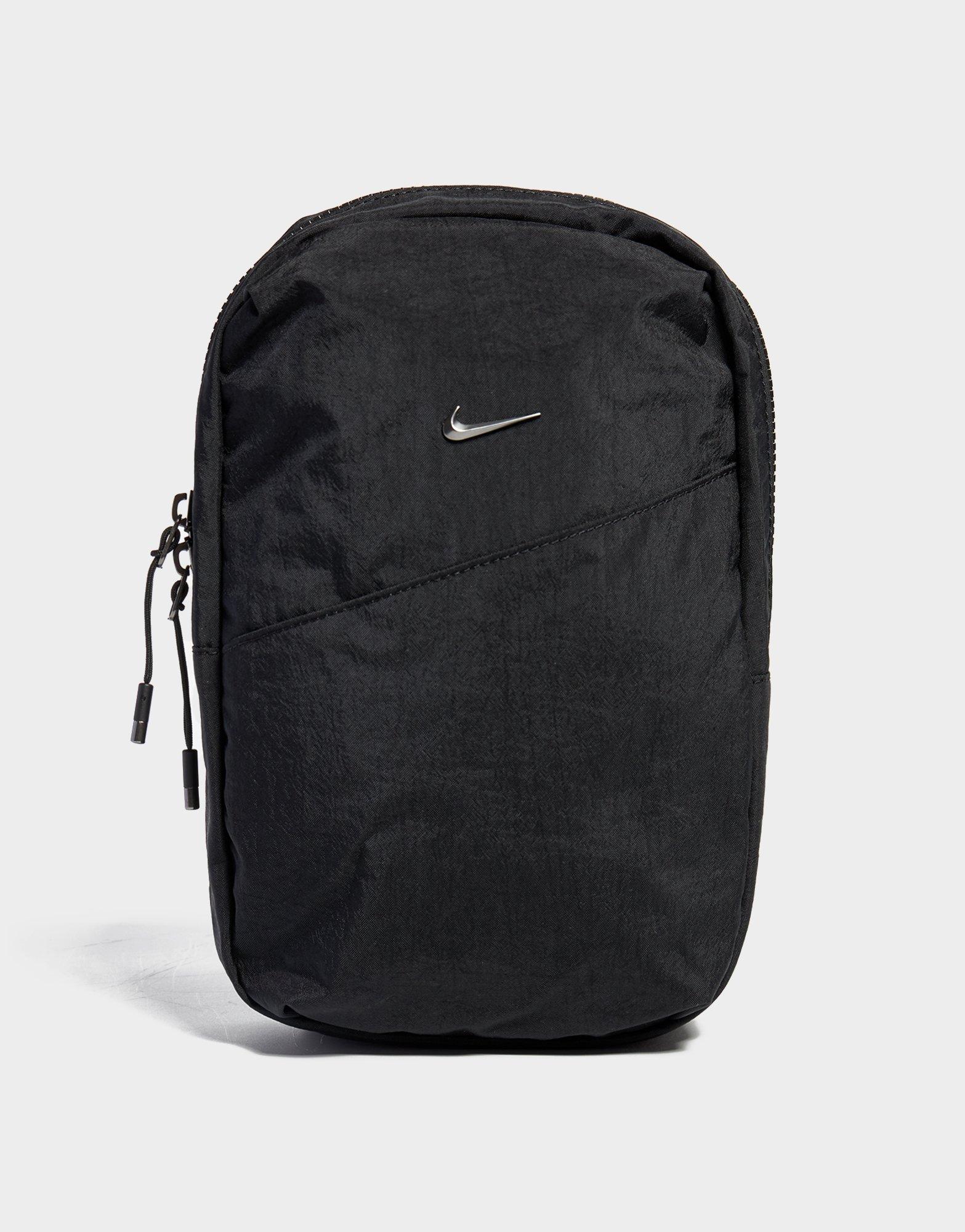 Nike Aura Crossbody Bag