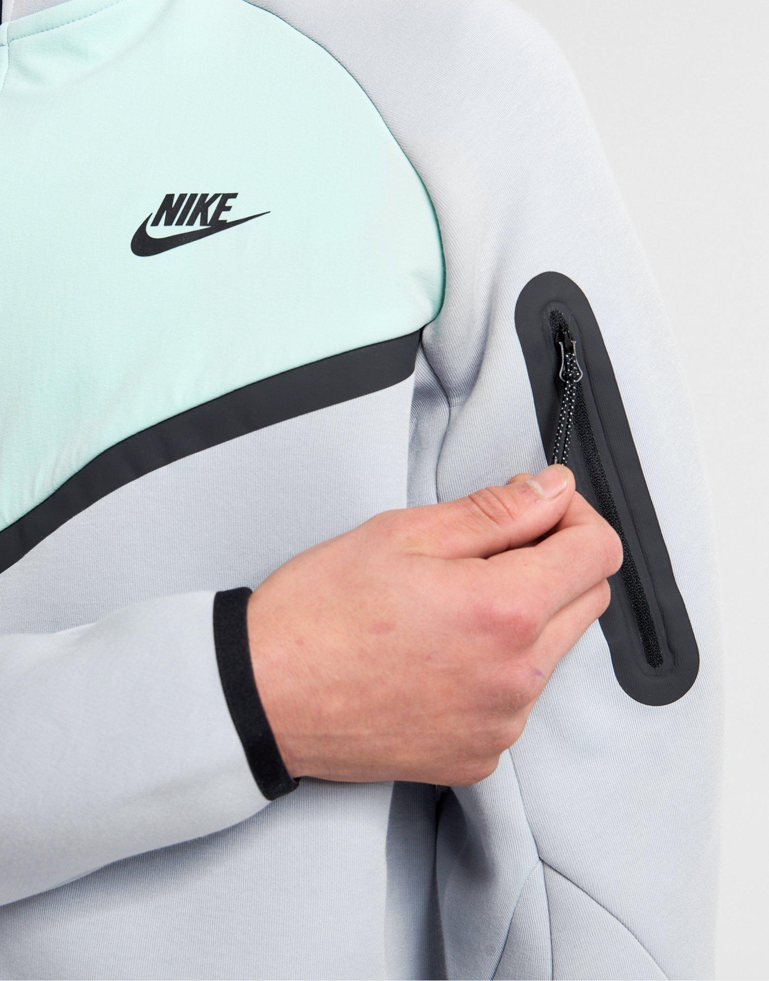 Nike Tech Fleece Hoodie