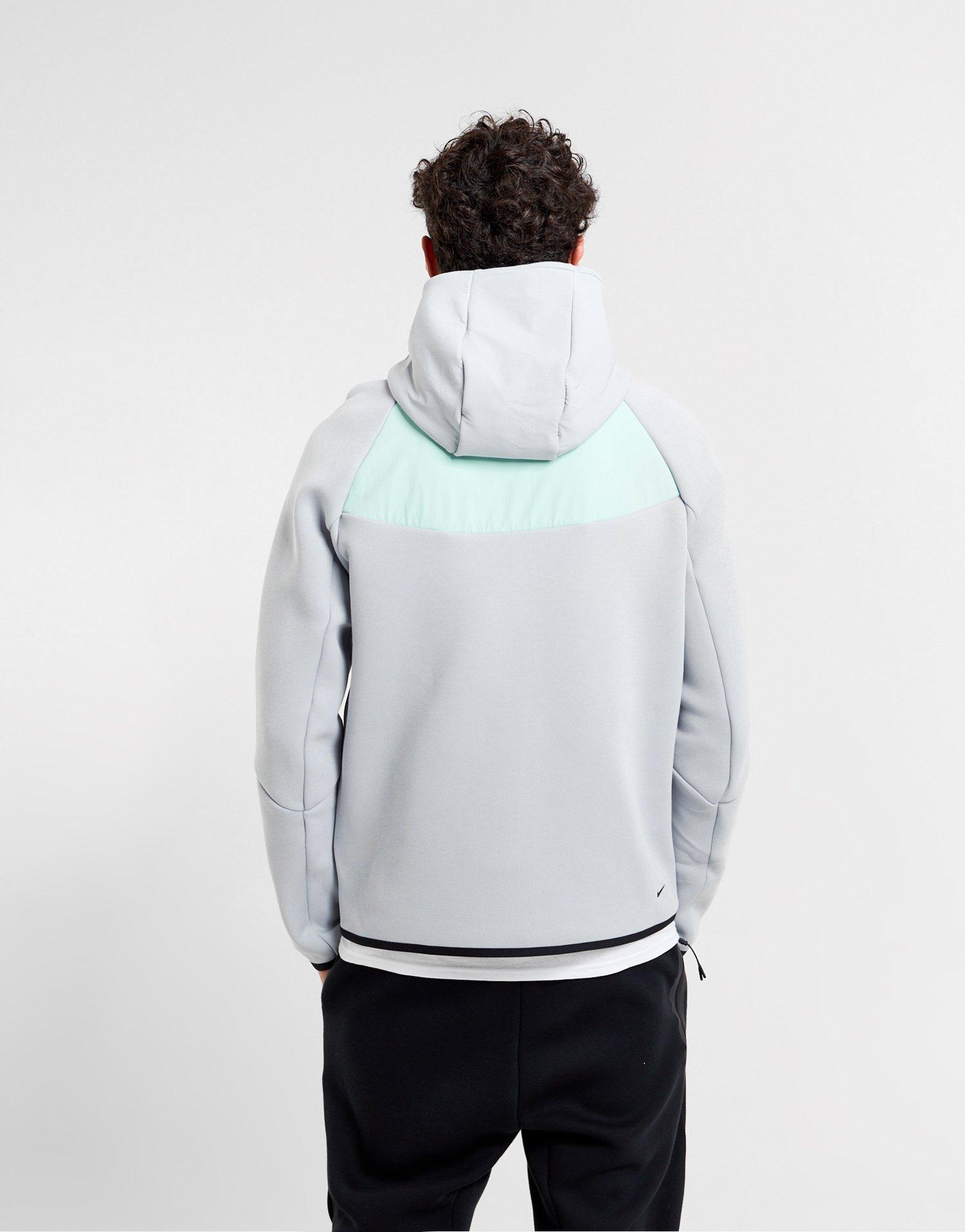 Nike Tech Fleece Hoodie