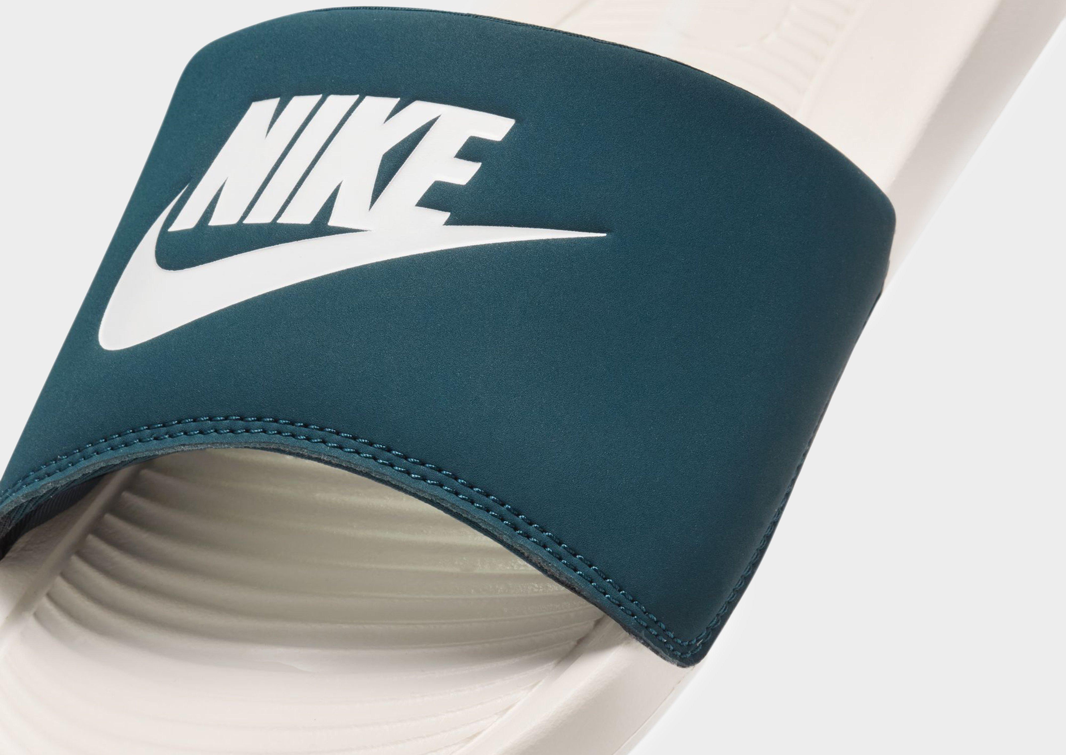 Nike Victori One Slides