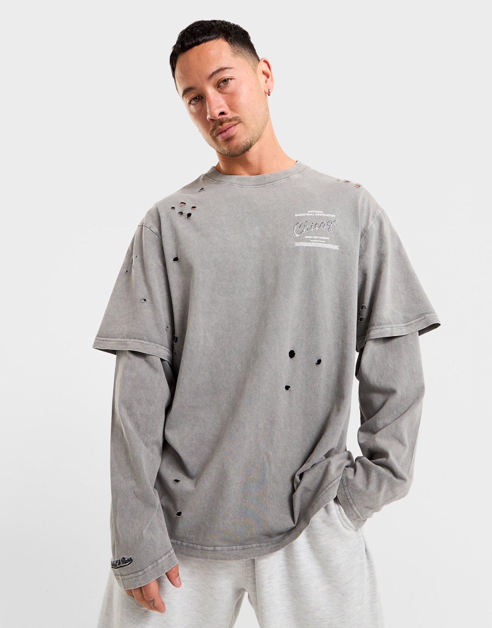 Mitchell & Ness Chicago Bulls Long Sleeve T-Shirt