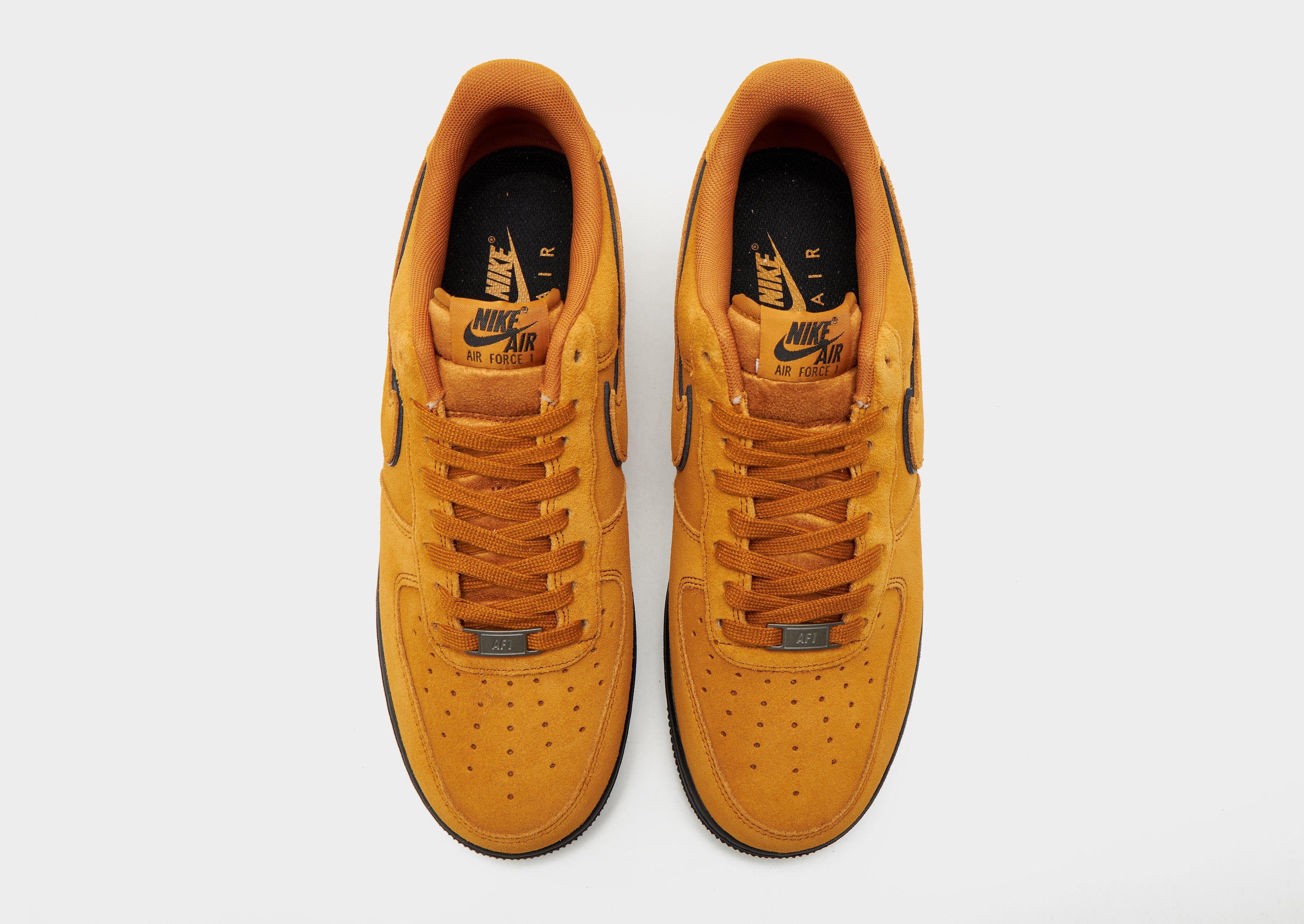 Nike Air Force 1 '07 LV8