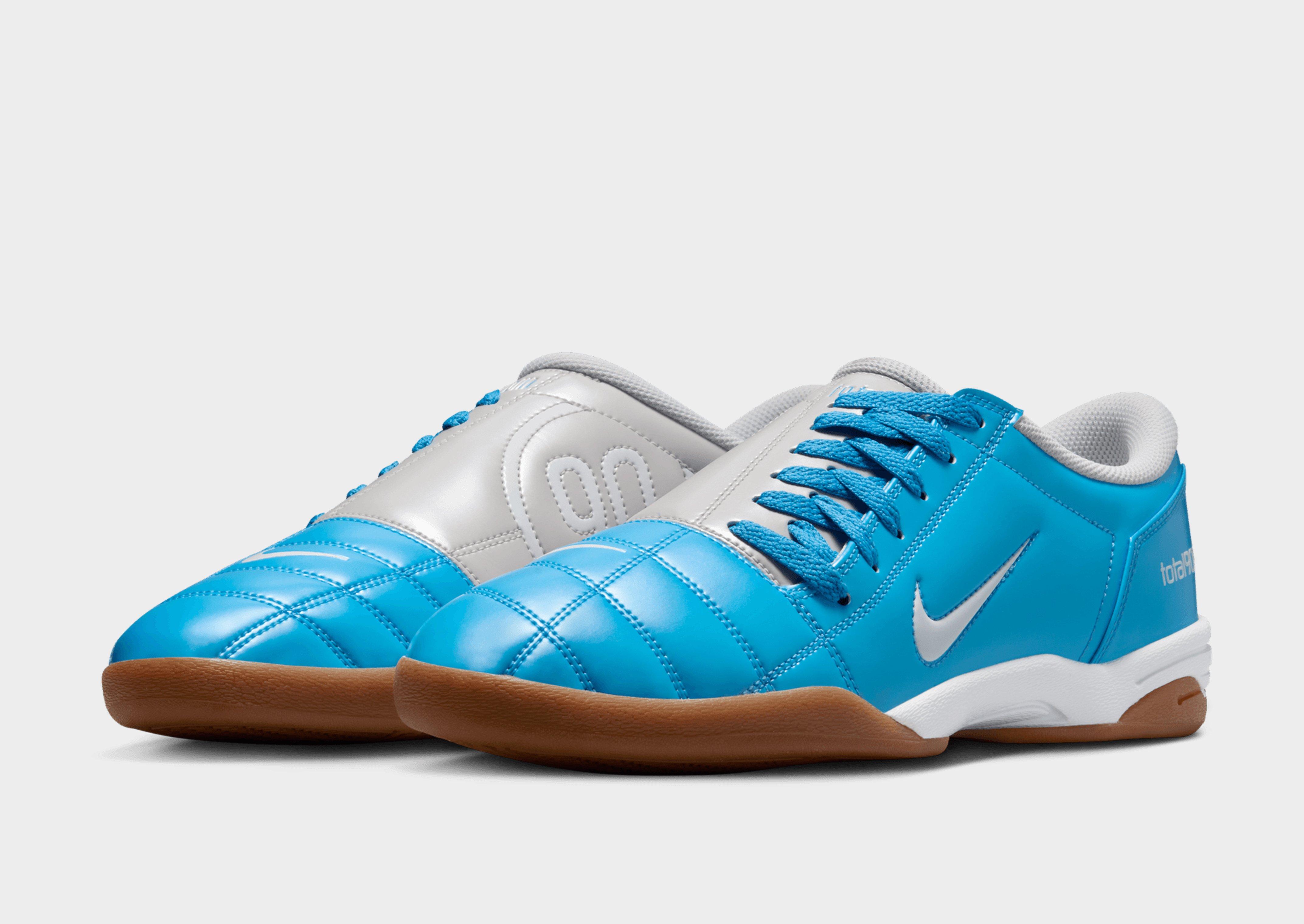 Nike Total 90