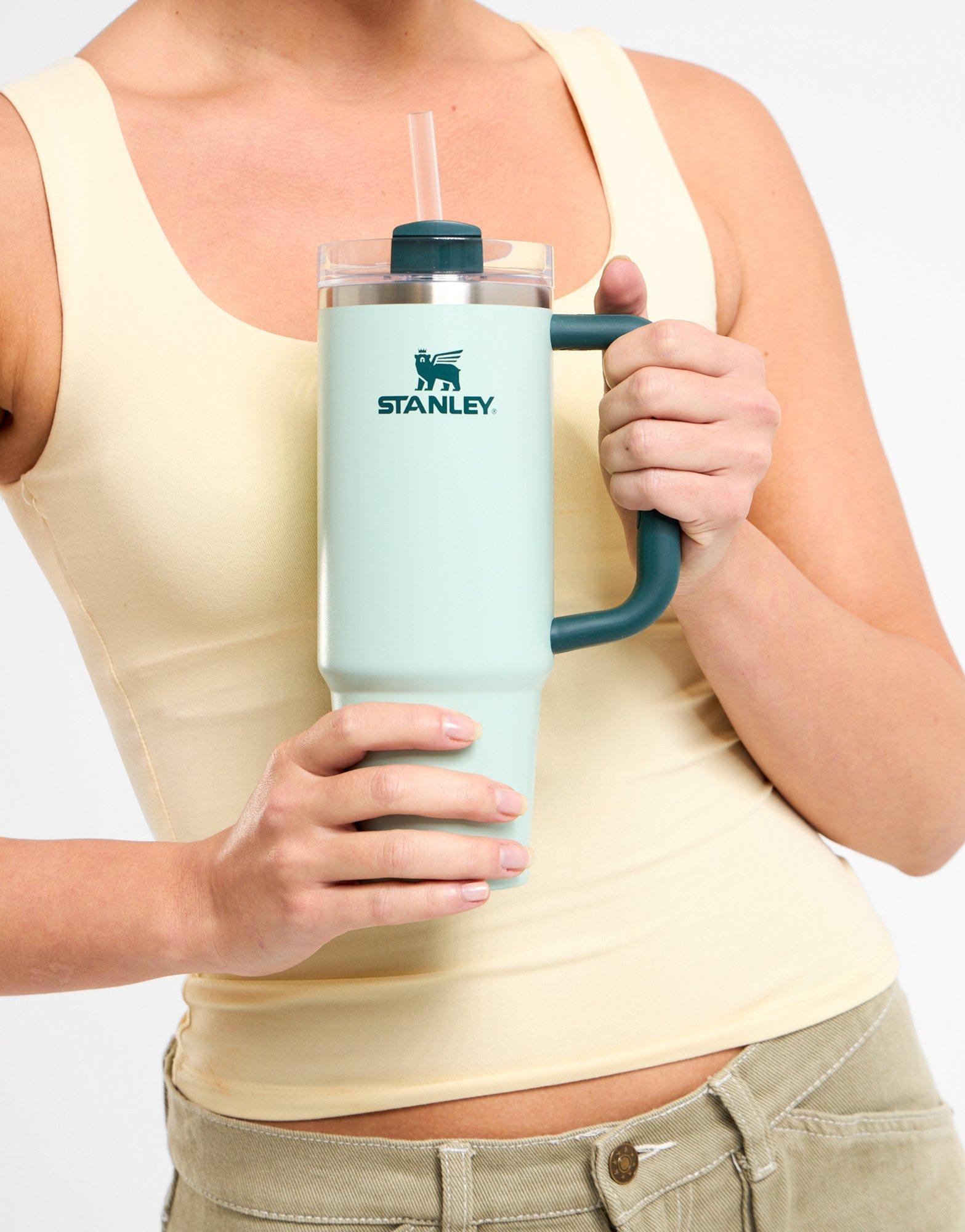 Stanley The Quencher H2.0 FlowState Tumbler 880mL