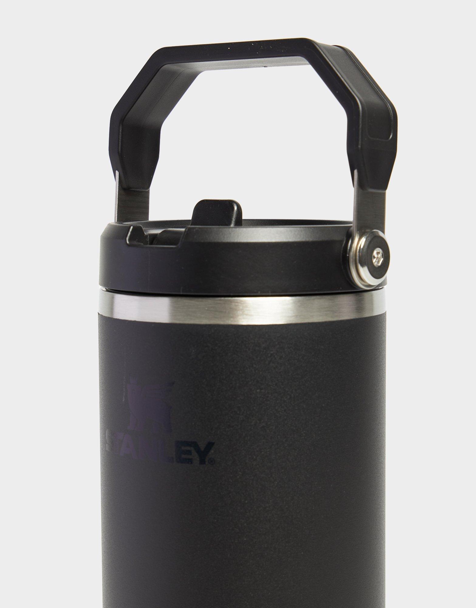 Stanley The IceFlow Flip Straw Tumbler 880mL