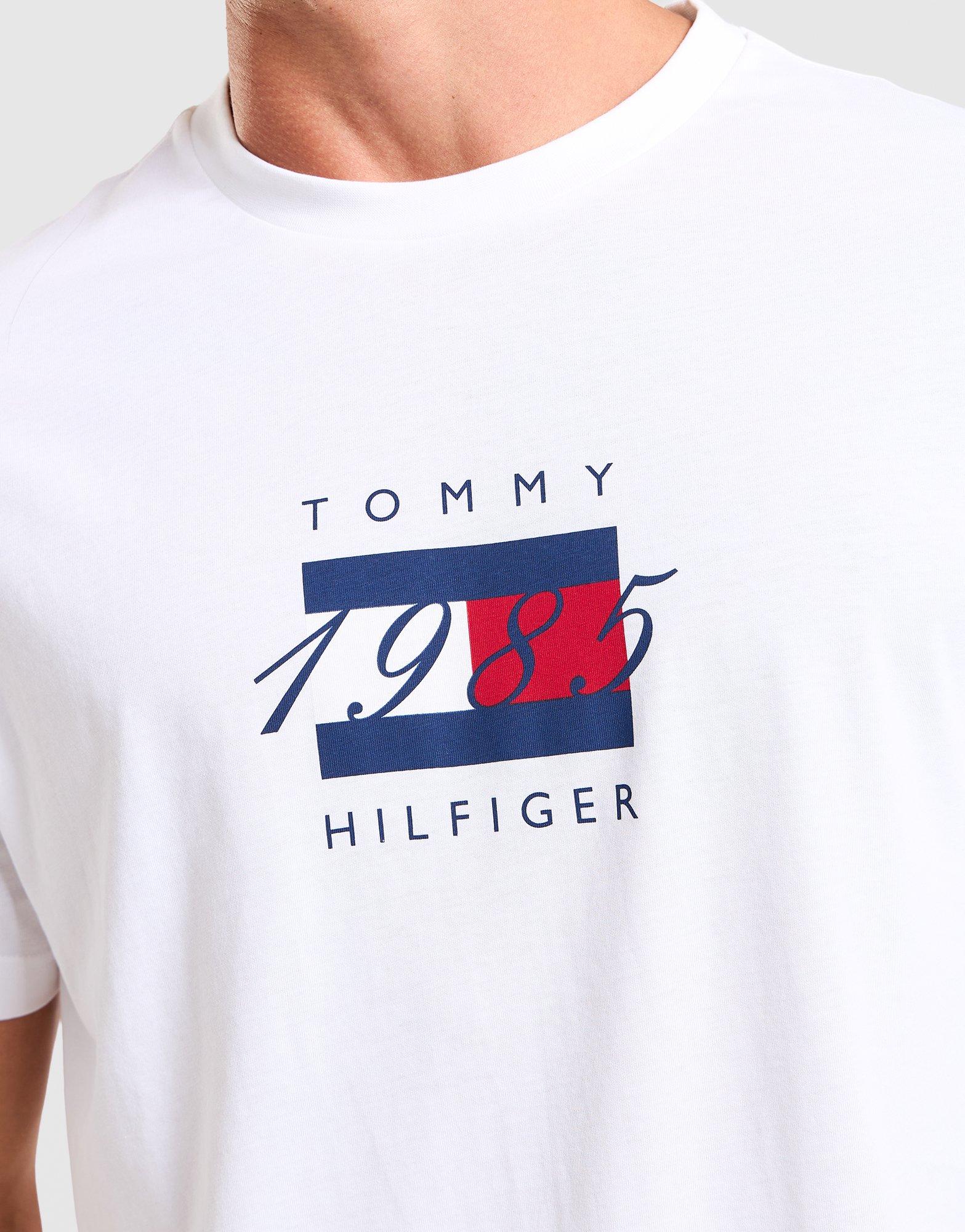 Tommy Hilfiger Linear Flag T-Shirt