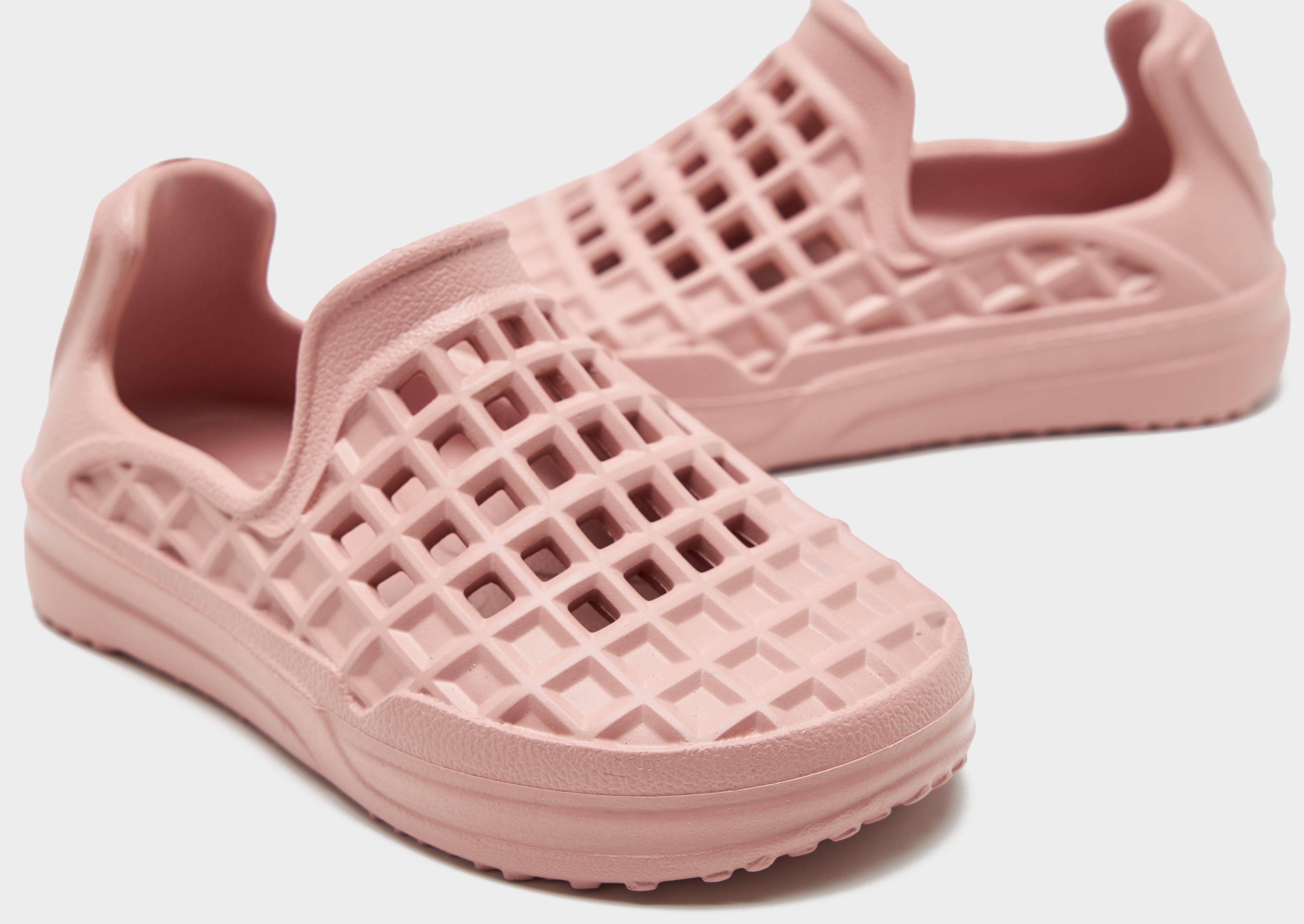 Lusso Cloud Scenario Slides Infant's