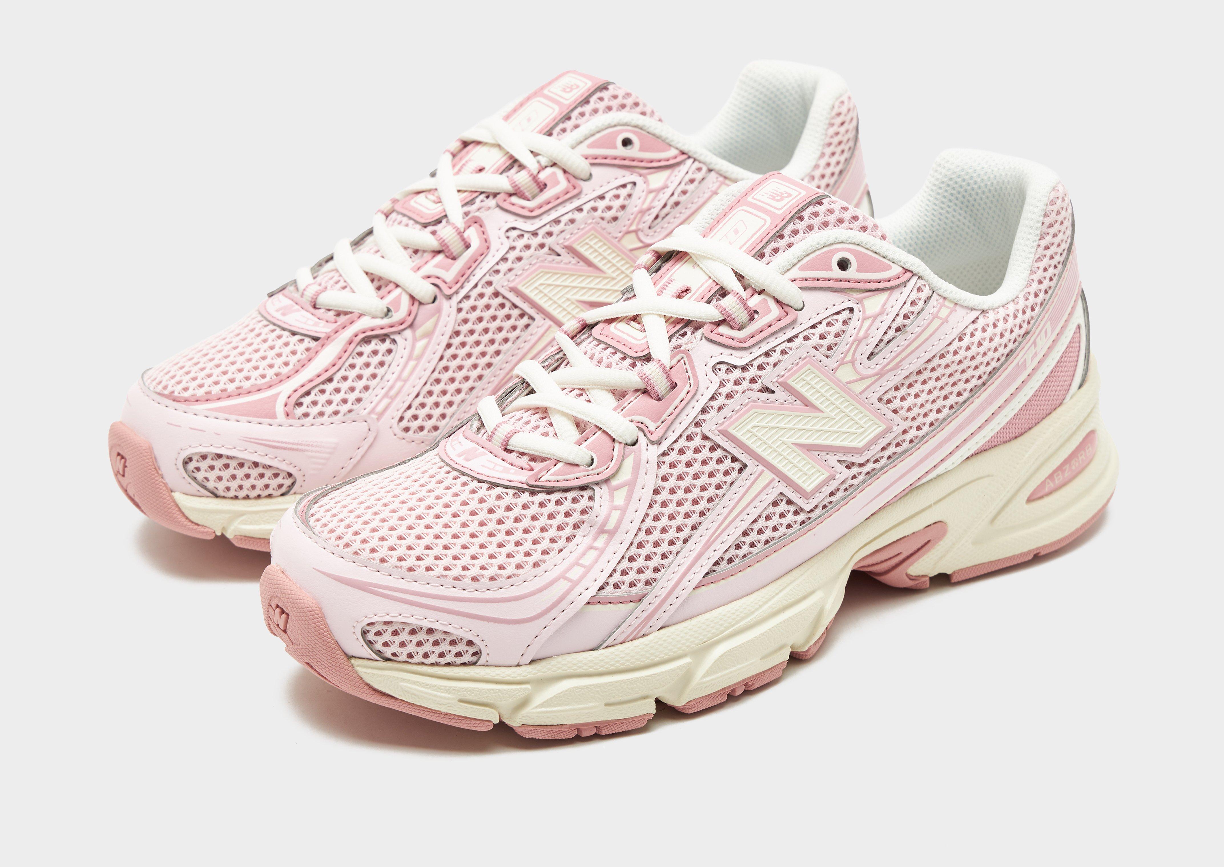 New Balance 740 Women's