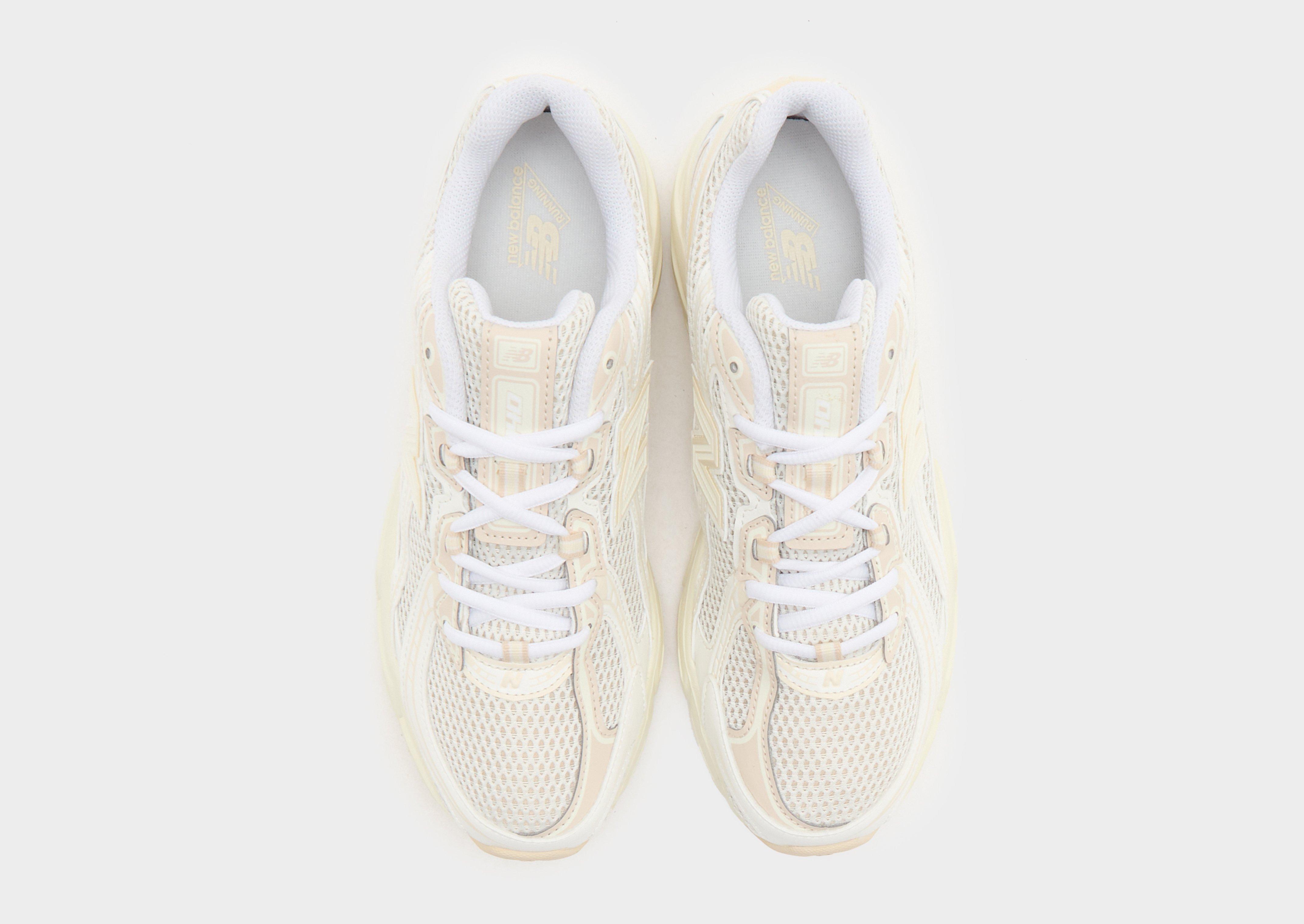 New Balance 740 Women's