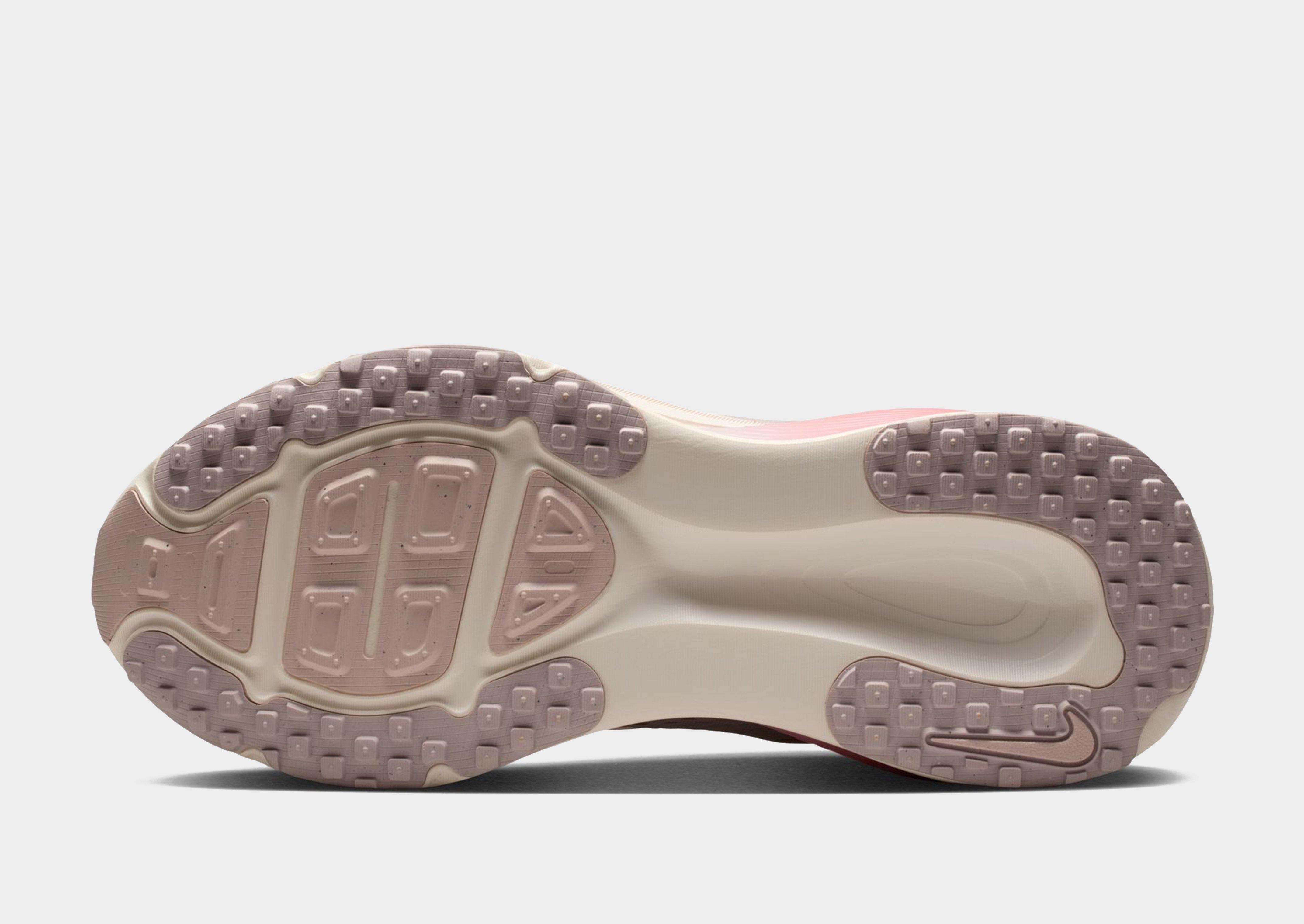 Nike Zoom Vomero 18 Women's