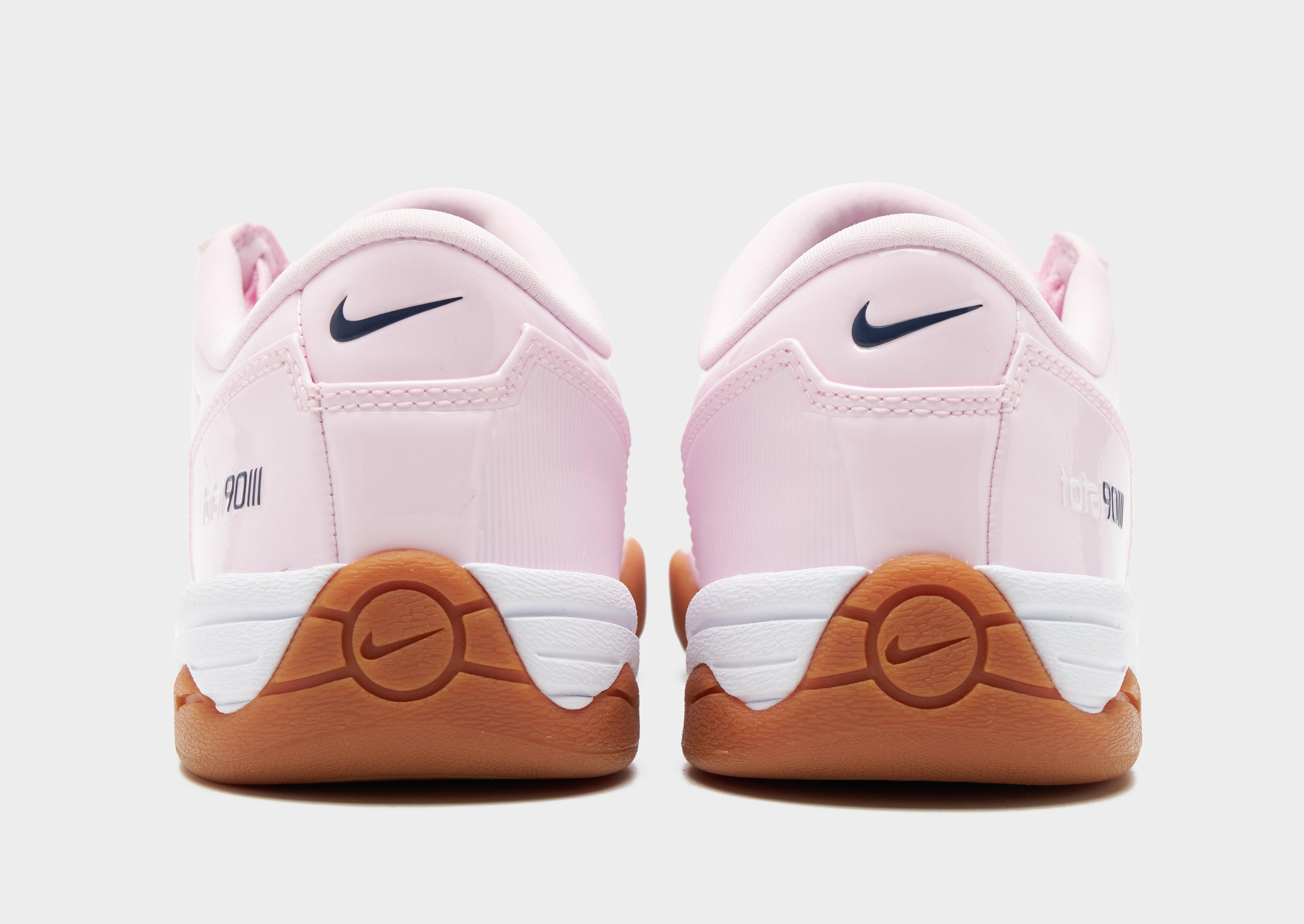 Nike Total 90 Women's