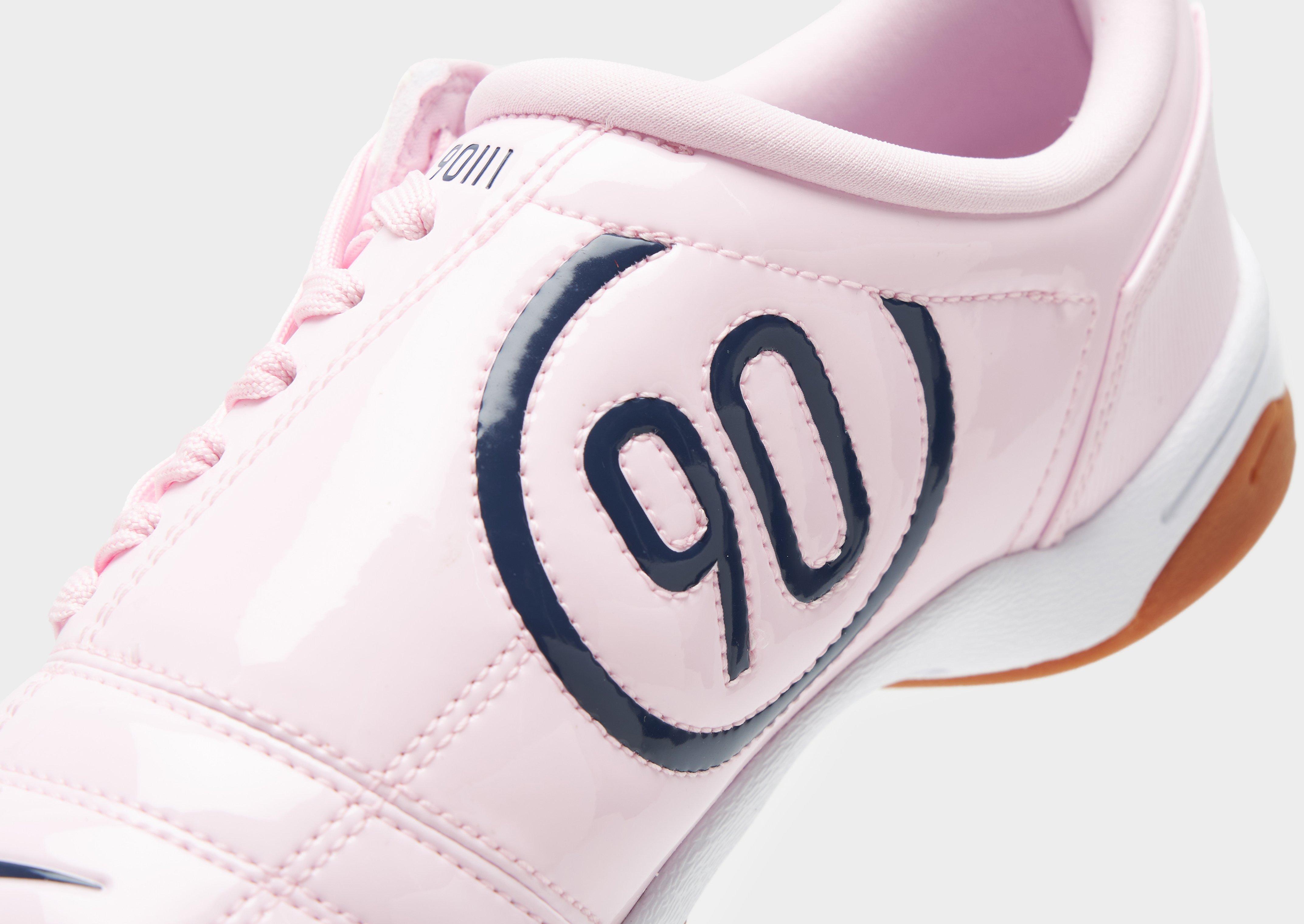 Nike Total 90 Women's