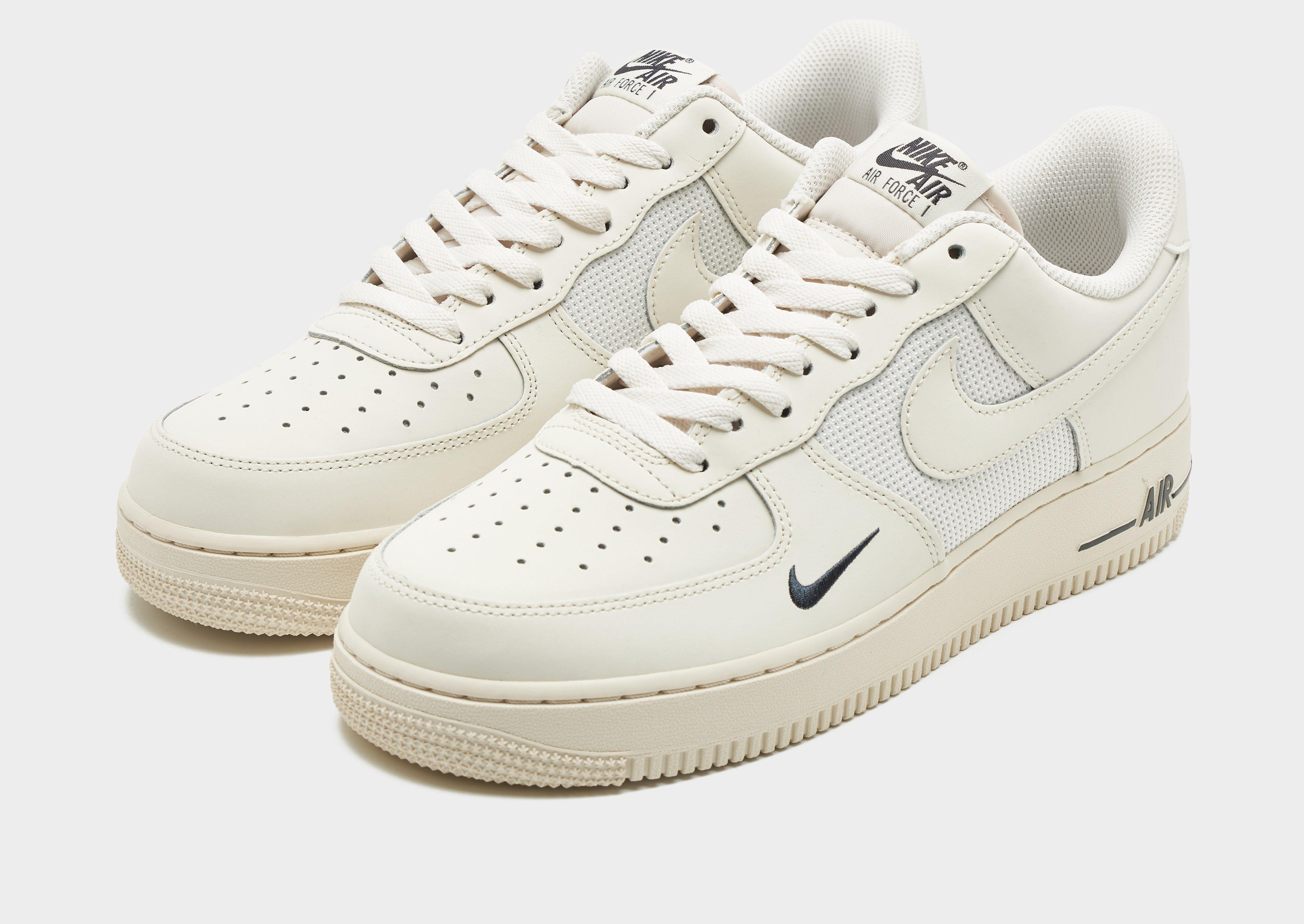 Nike Air Force 1 '07