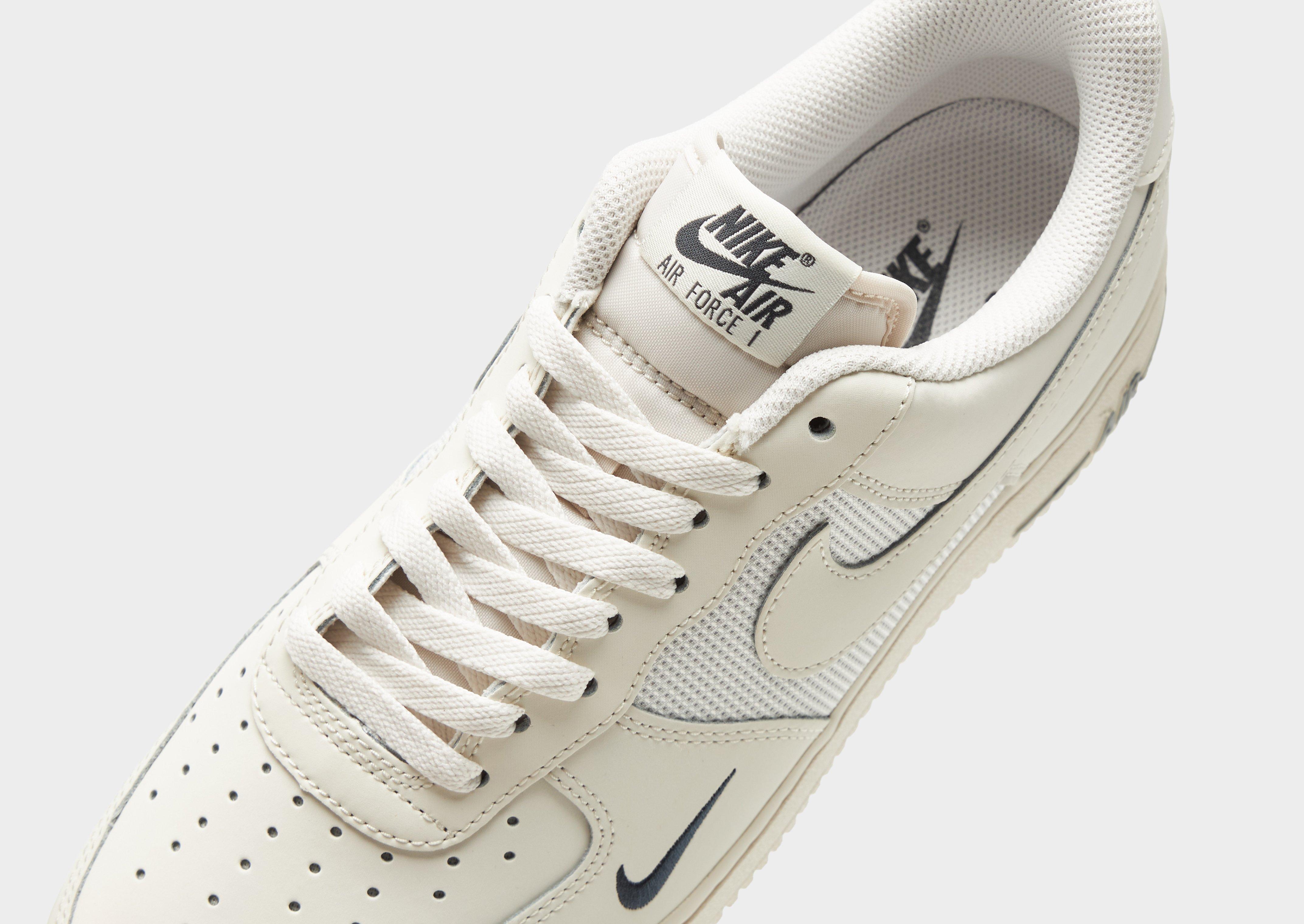 Nike Air Force 1 '07