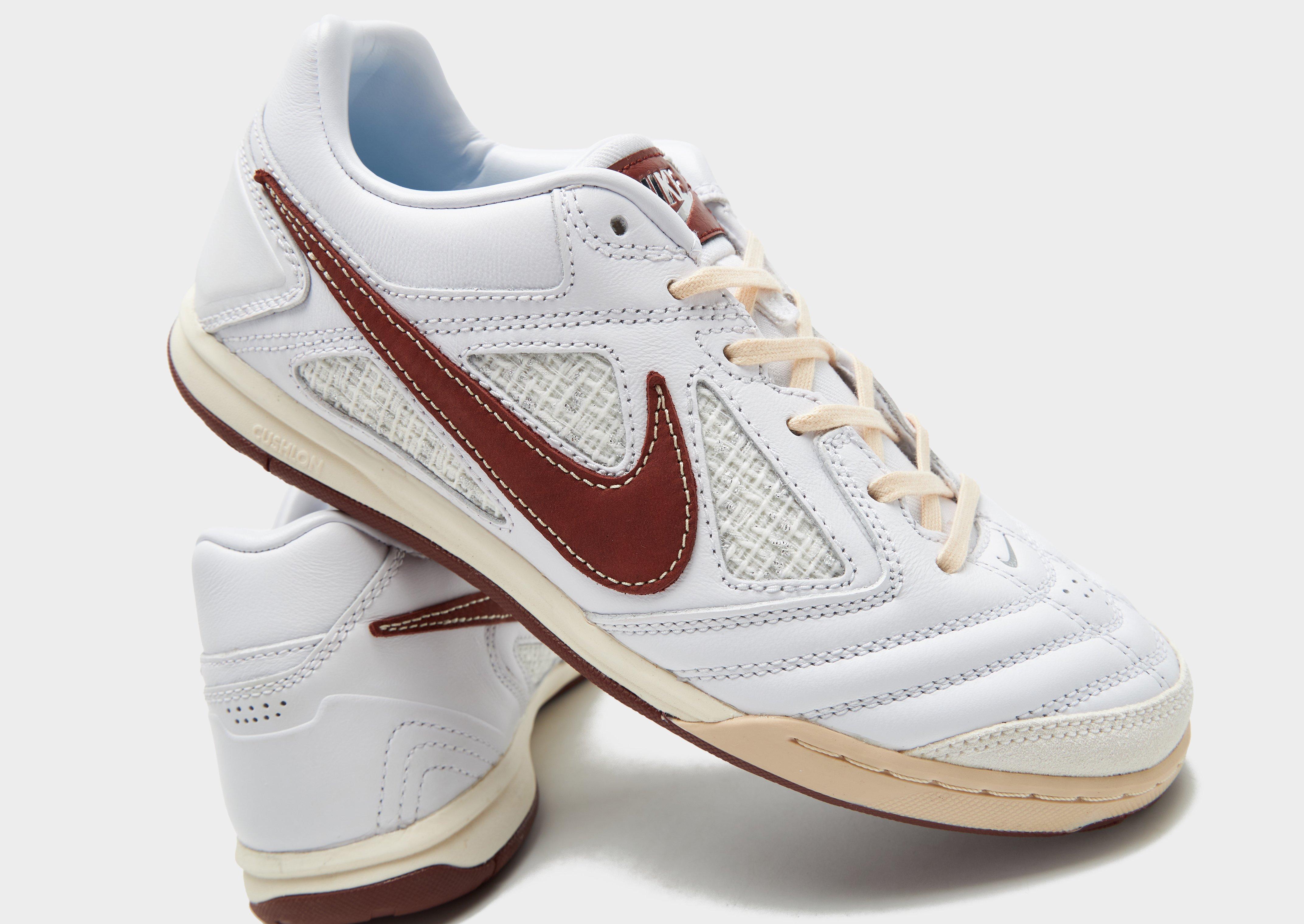 Nike Gato
