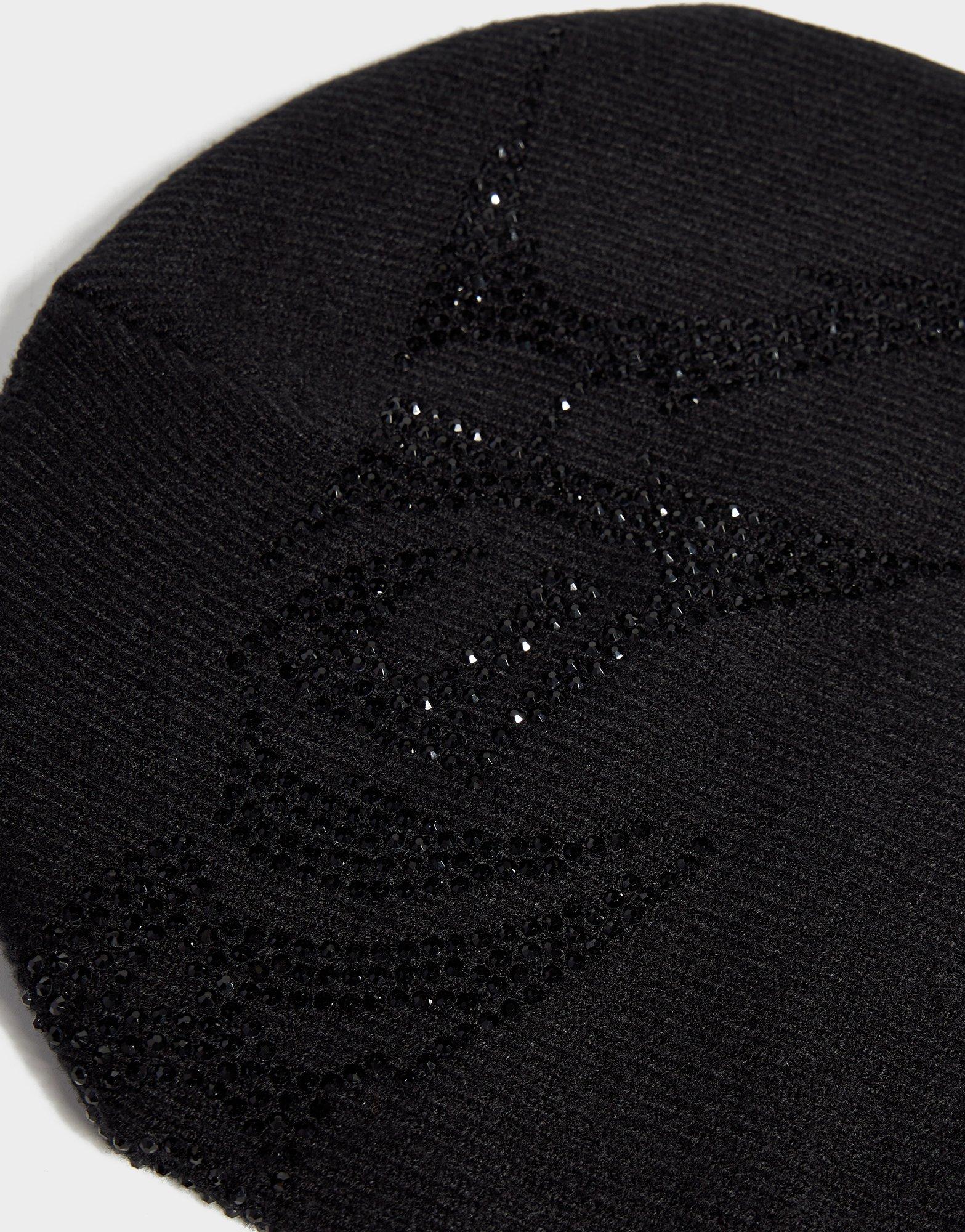 Hoodrich Diamante Skull Beanie
