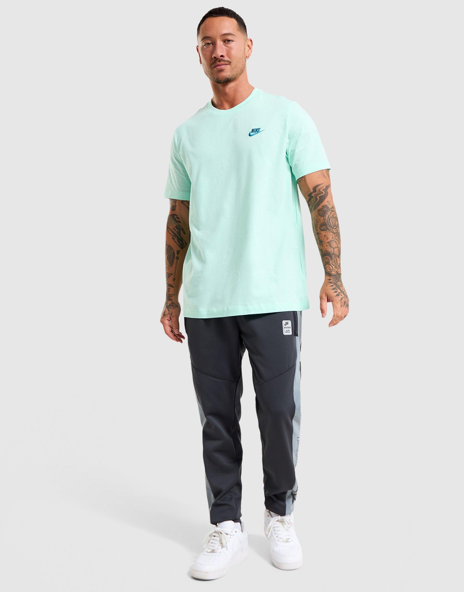 Nike Club T-Shirt