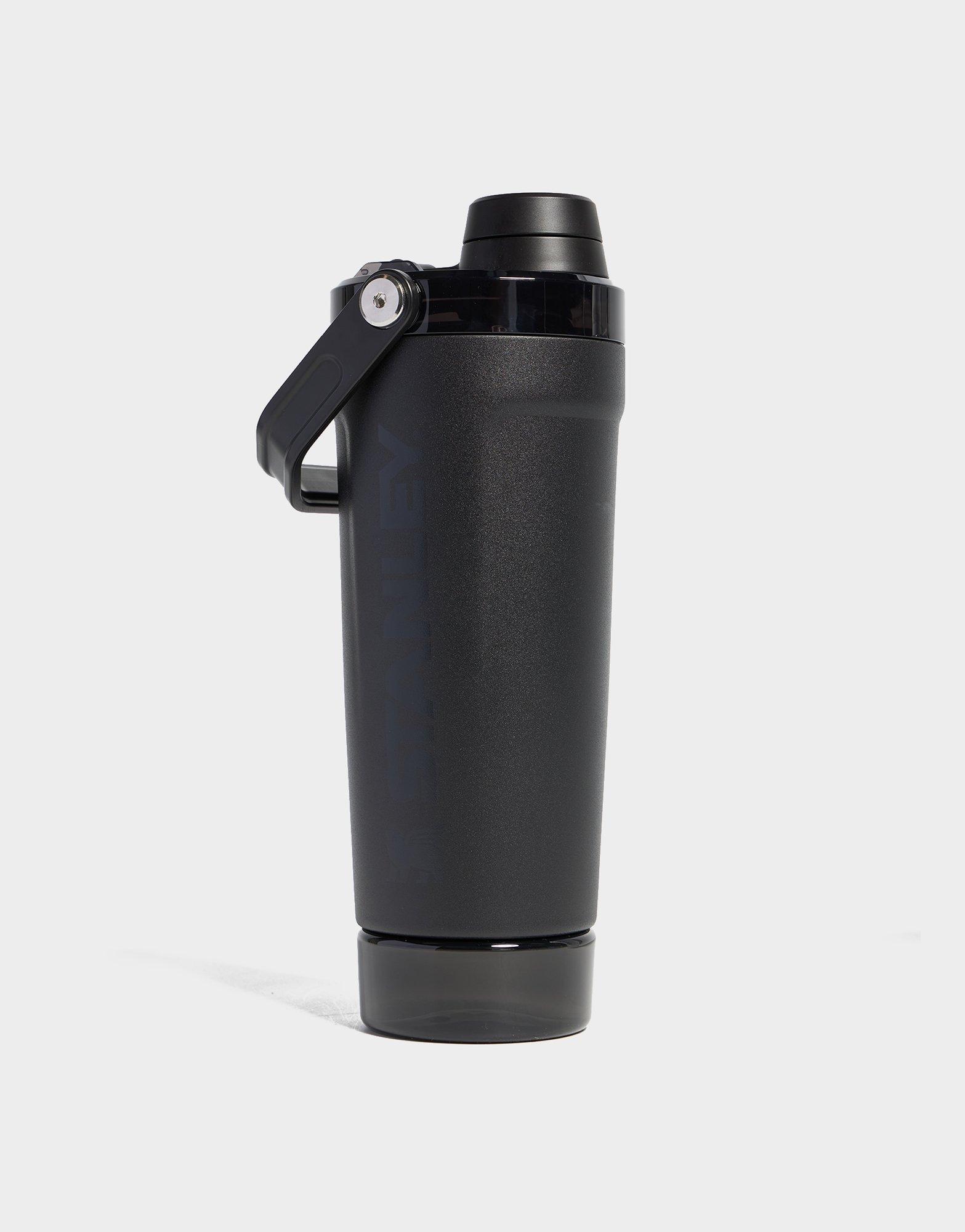 Stanley The Activate Shaker Bottle 590mL