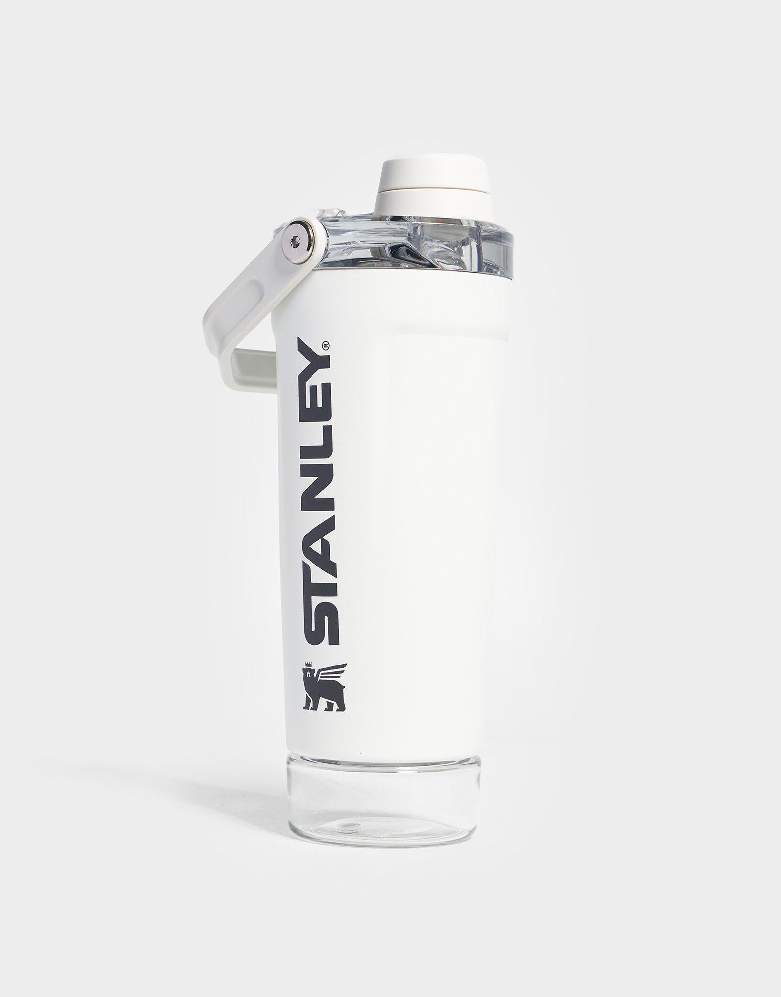 Stanley The Activate Shaker Bottle 590mL