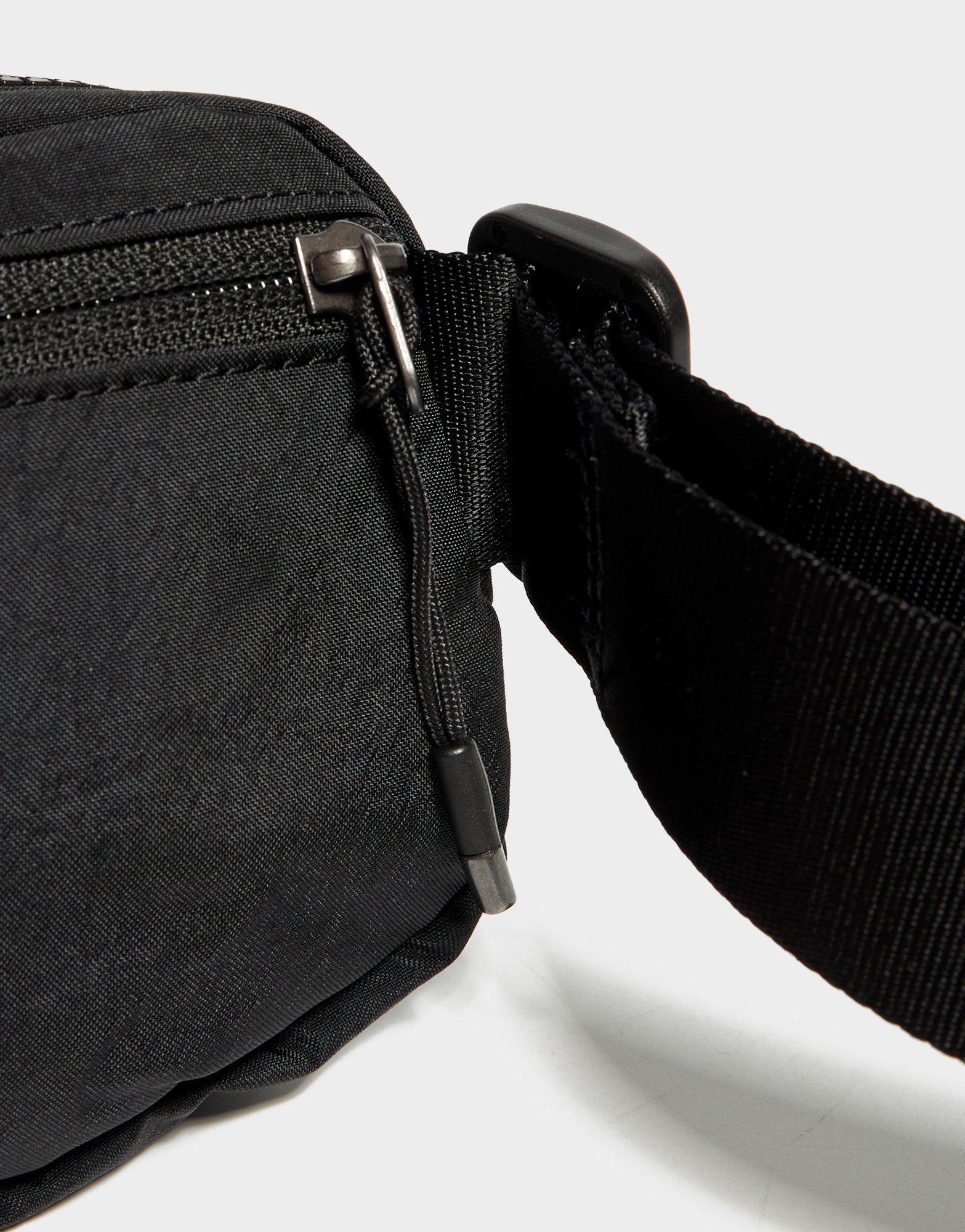 Nike Aura Crossbody Bag