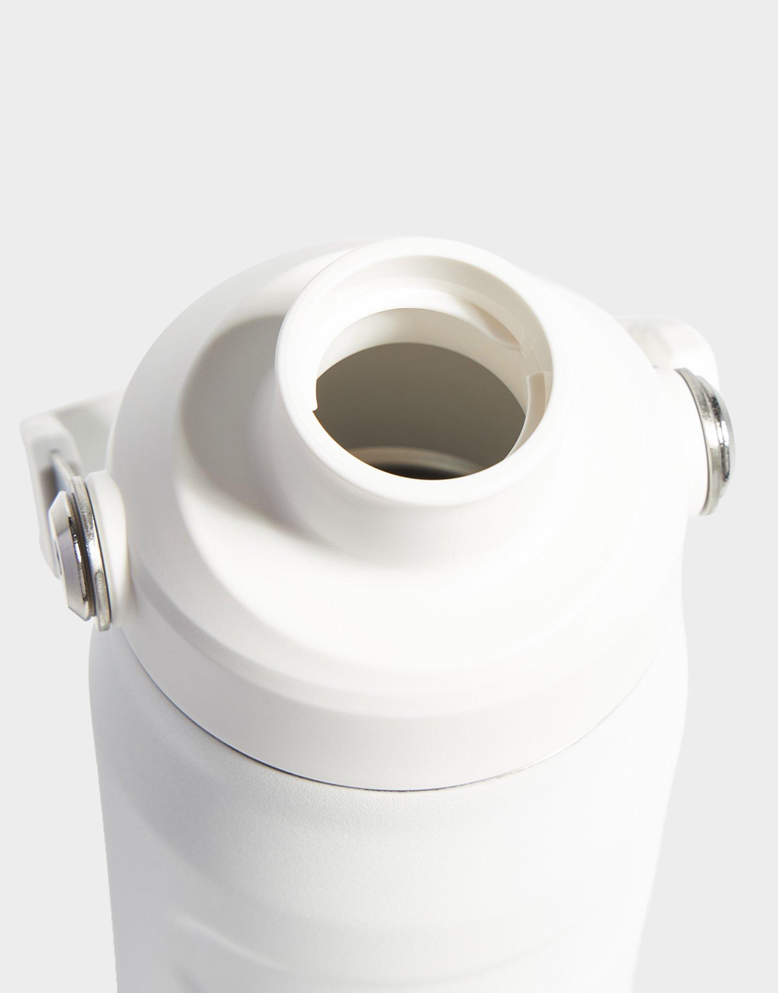 Stanley The IceFlow Flip Straw Tumbler 700mL