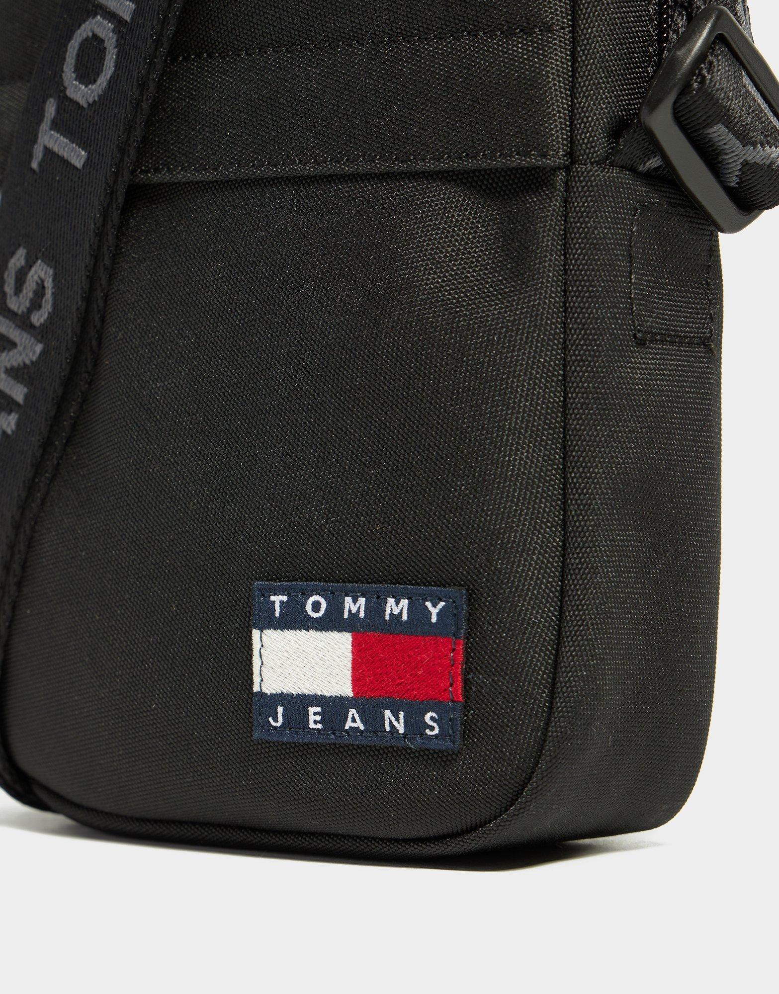 Tommy Hilfiger Small Items Bag
