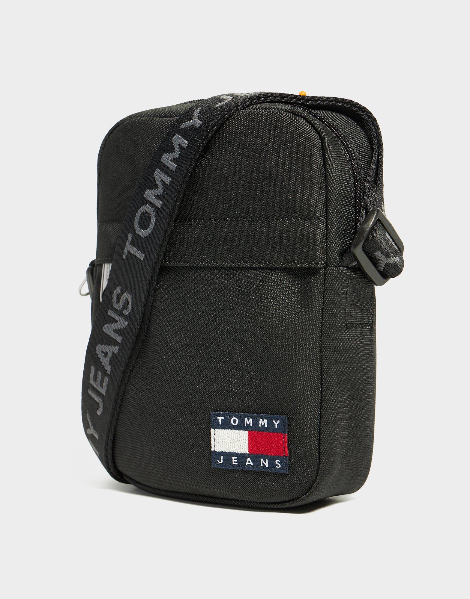 Tommy Hilfiger Small Items Bag