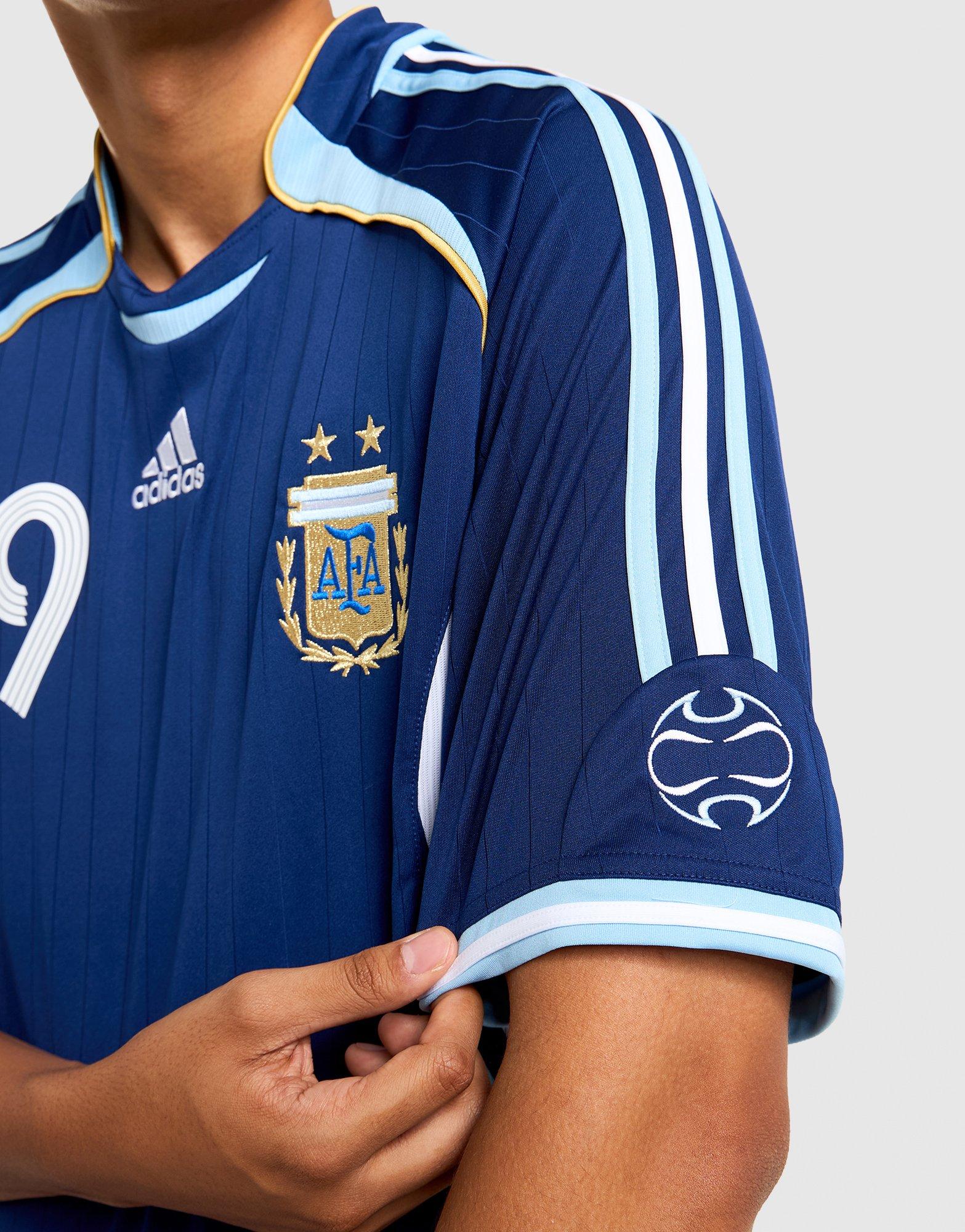 adidas Argentina '06 Messi #19 Retro Away Shirt