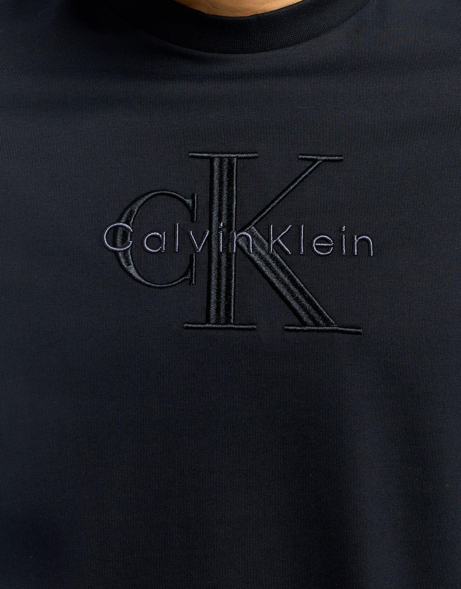 Calvin Klein T-Shirt