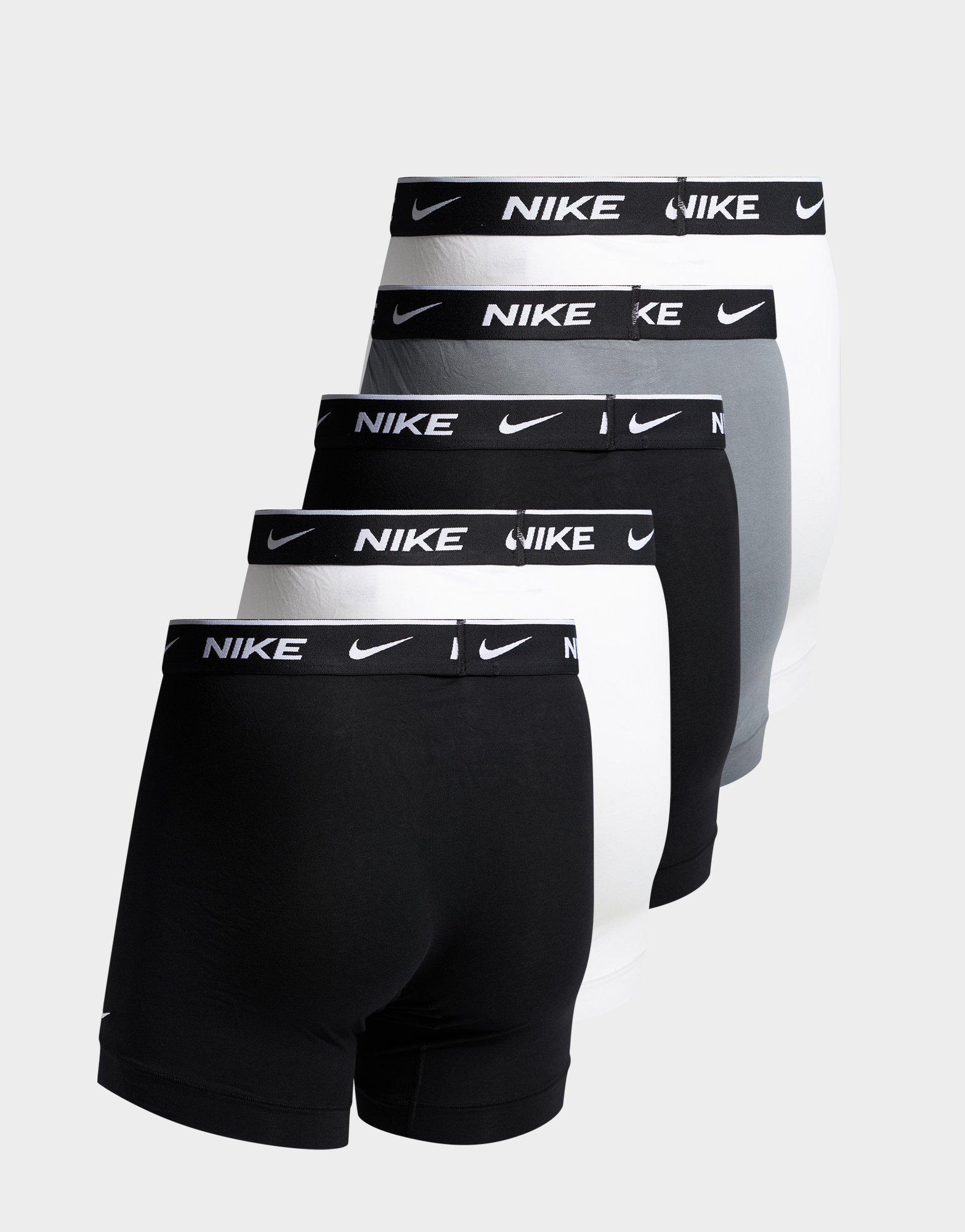 Nike Dri-FIT Essential Boxer Briefs (5 Pack)