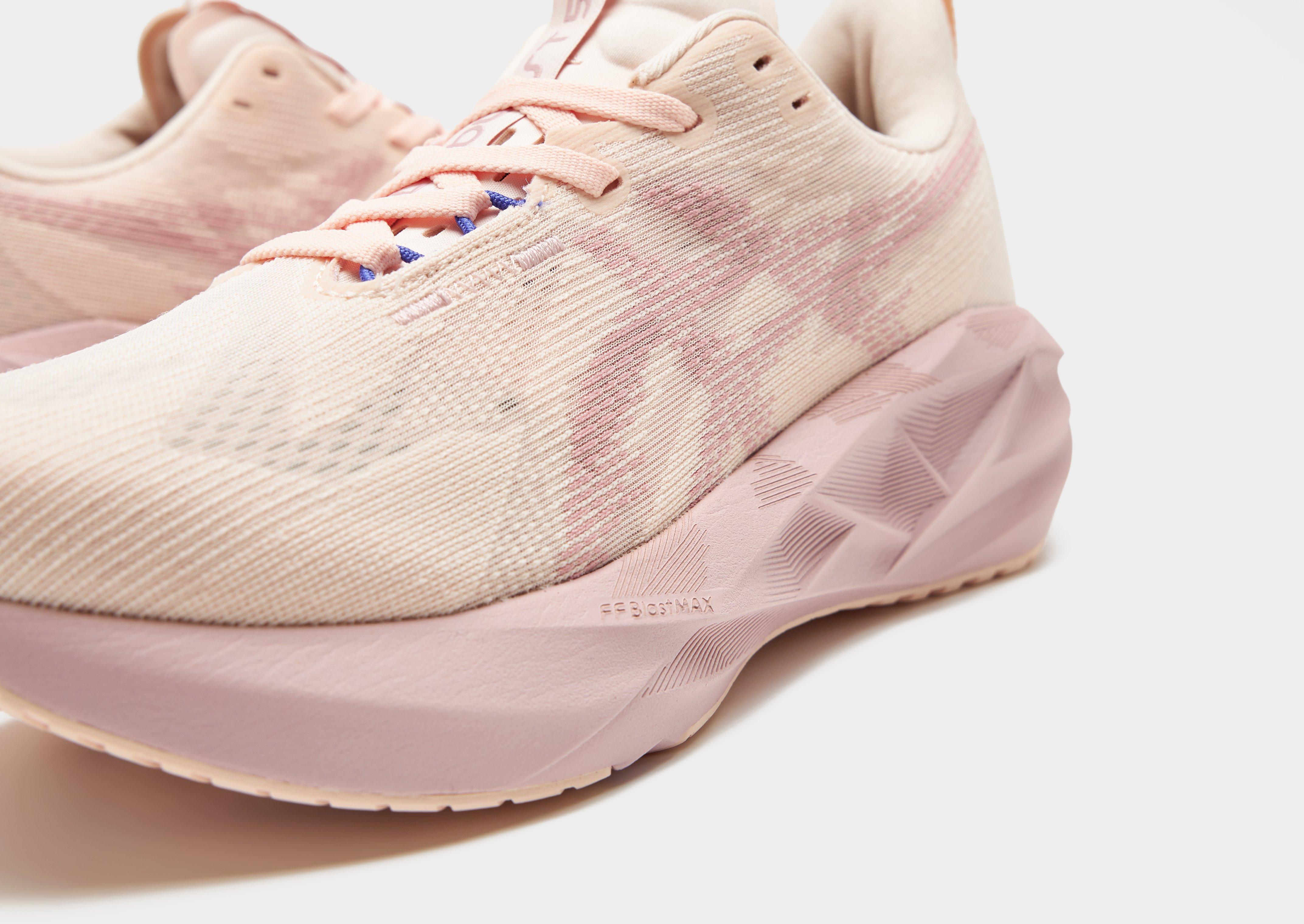 ASICS Novablast 5 Women's