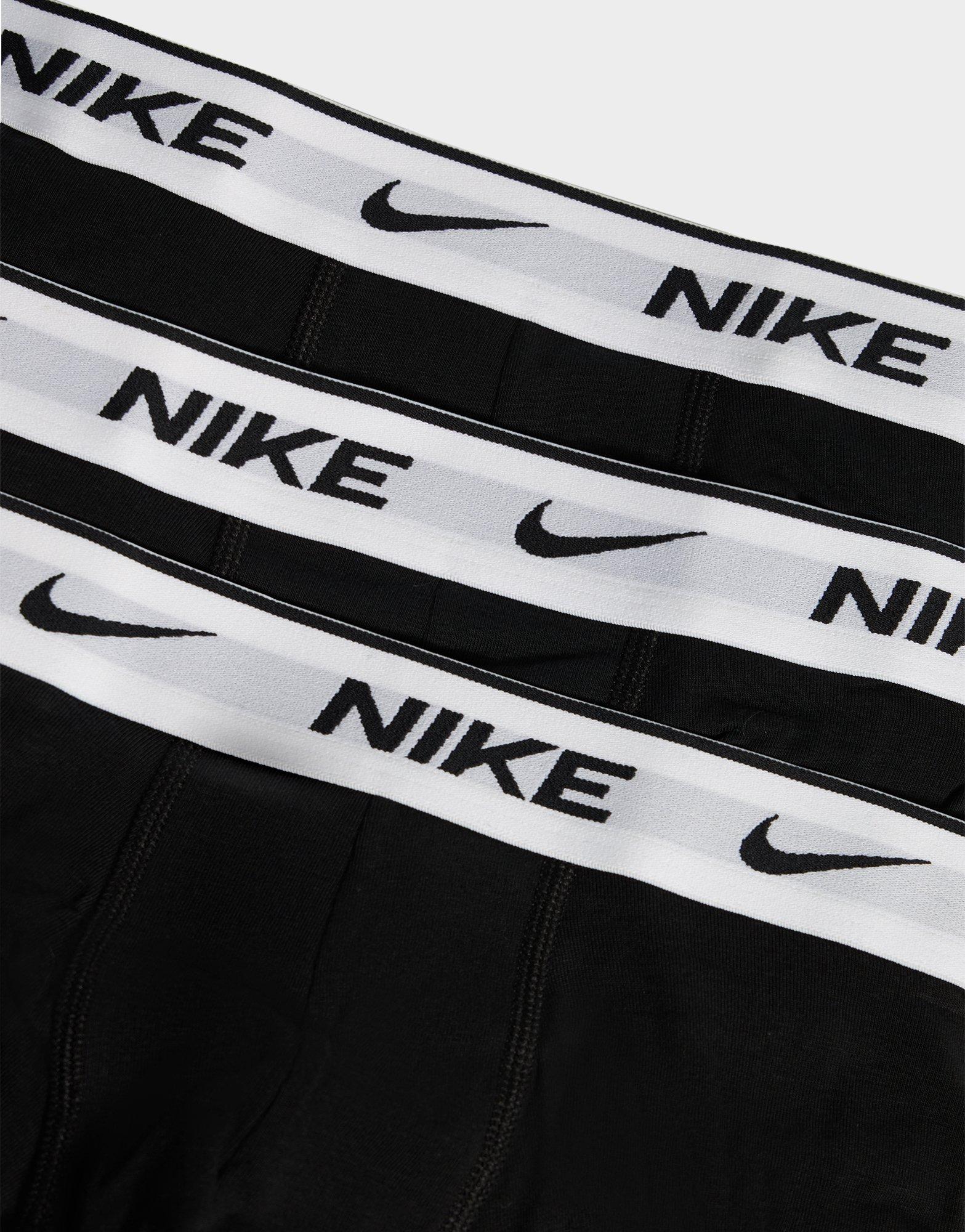 Nike Dri-FIT Essential Trunks (3 Pack)