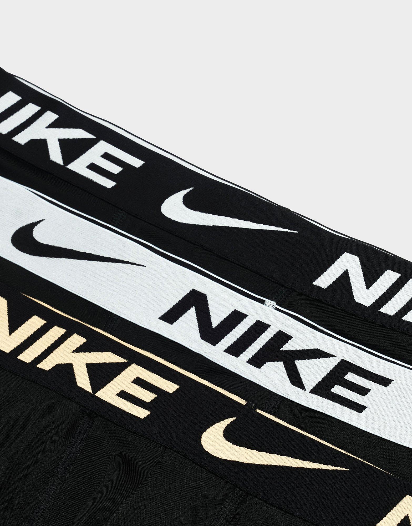 Nike Dri-FIT Essential Trunks (3 Pack)