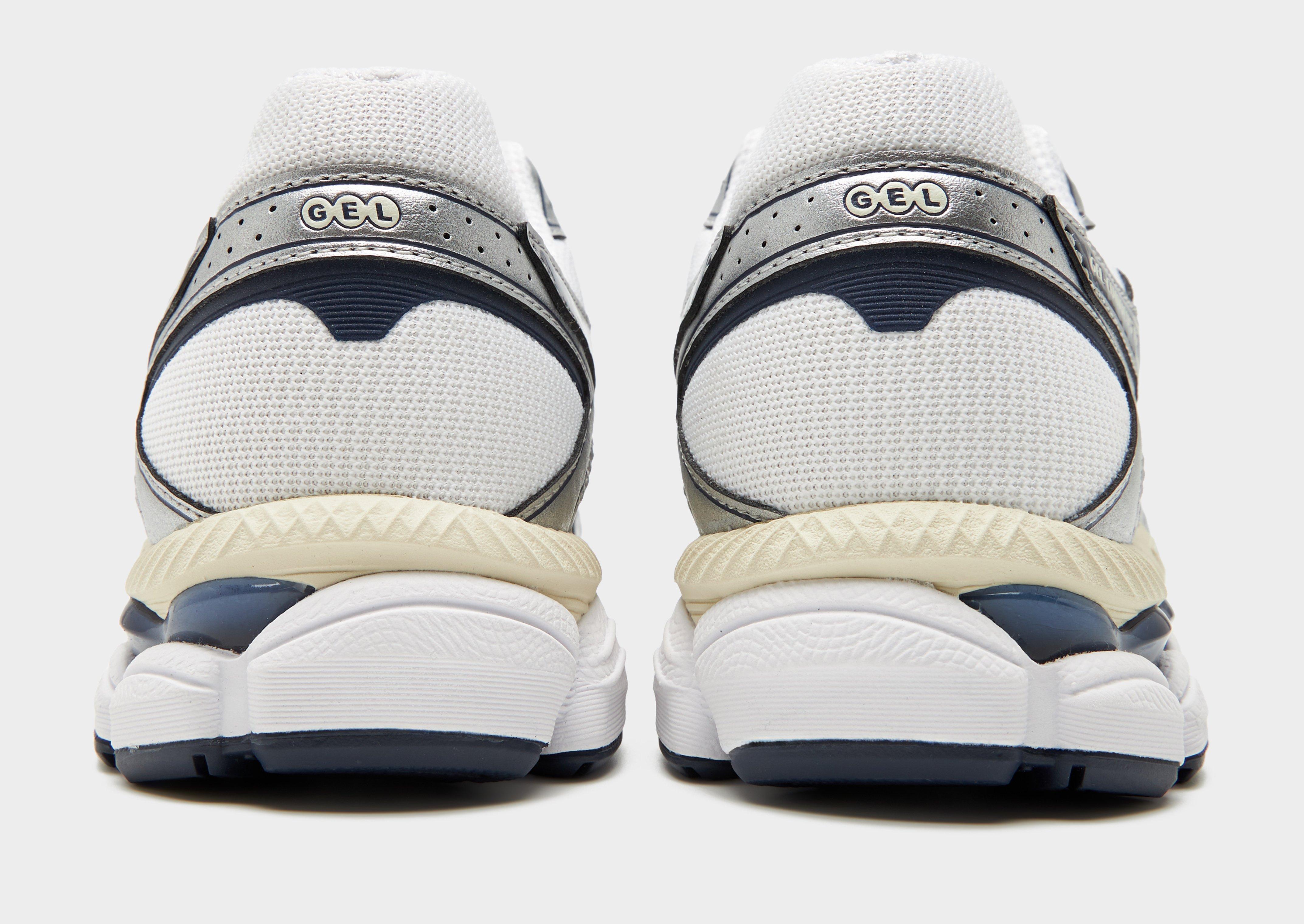 ASICS GEL-CUMULUS 16 Women's