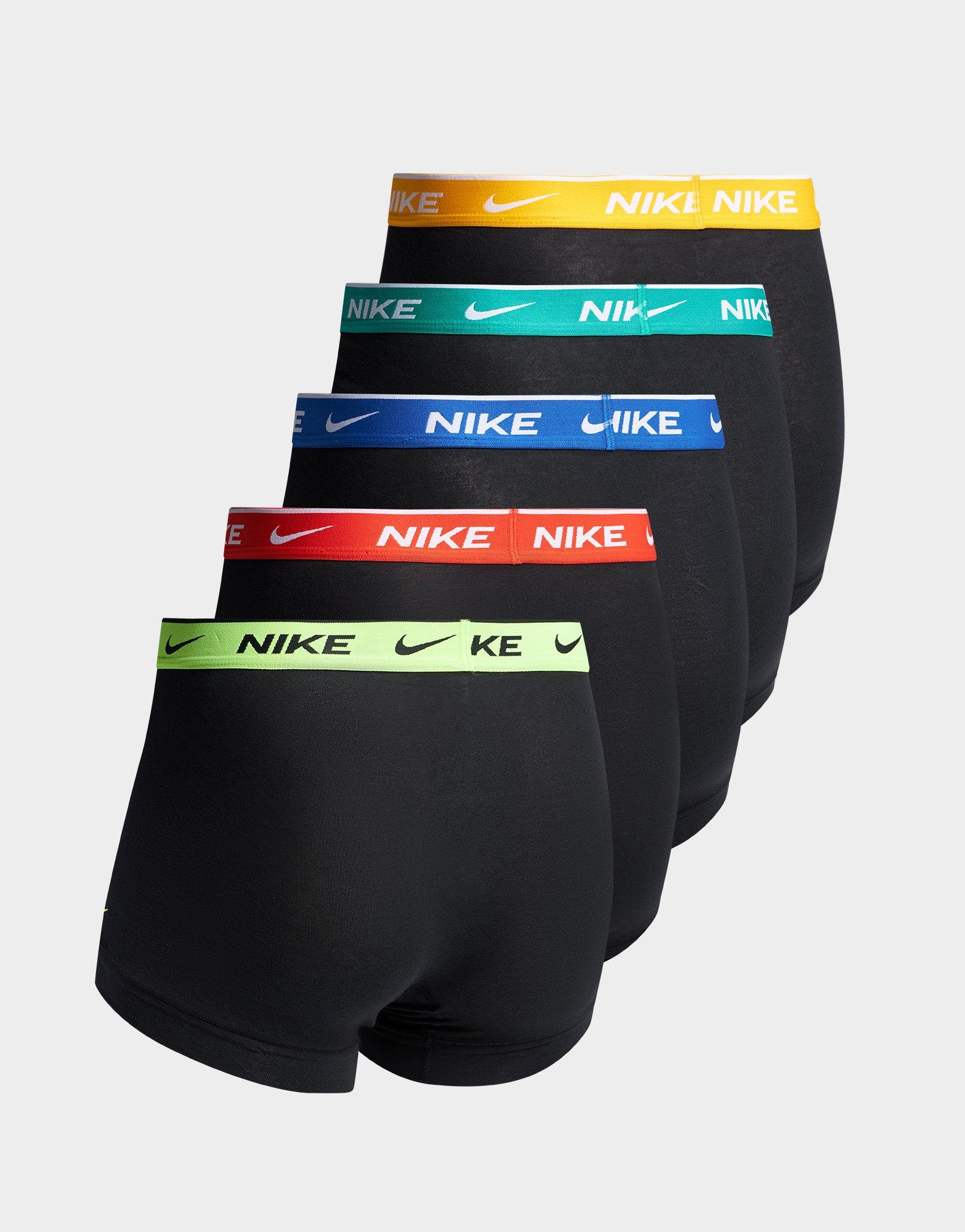 Nike Dri-FIT Essential Trunks (5 Pack)