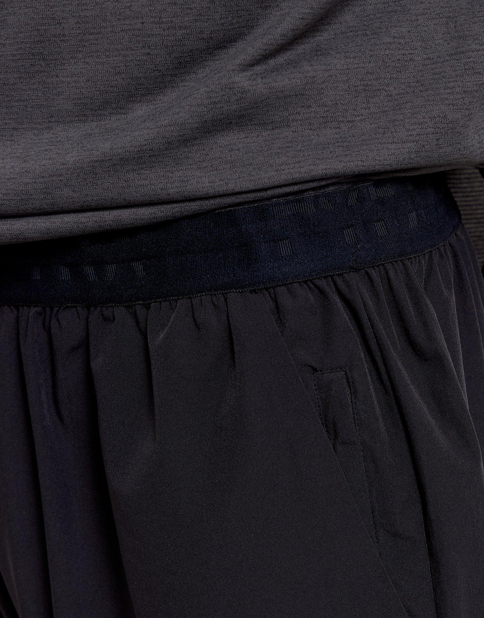 Pyra Nero Team Shorts